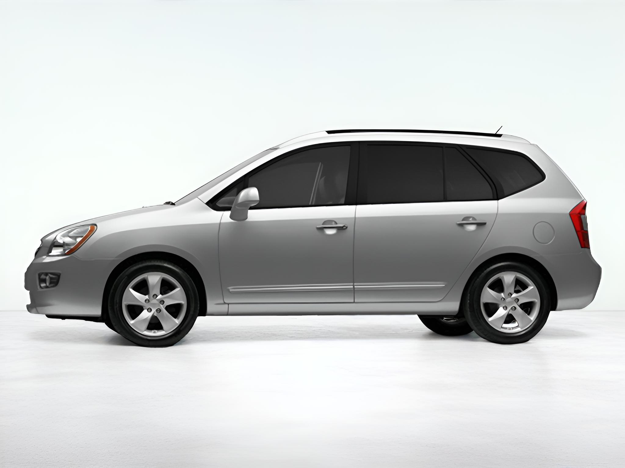 2009 Kia Rondo LX