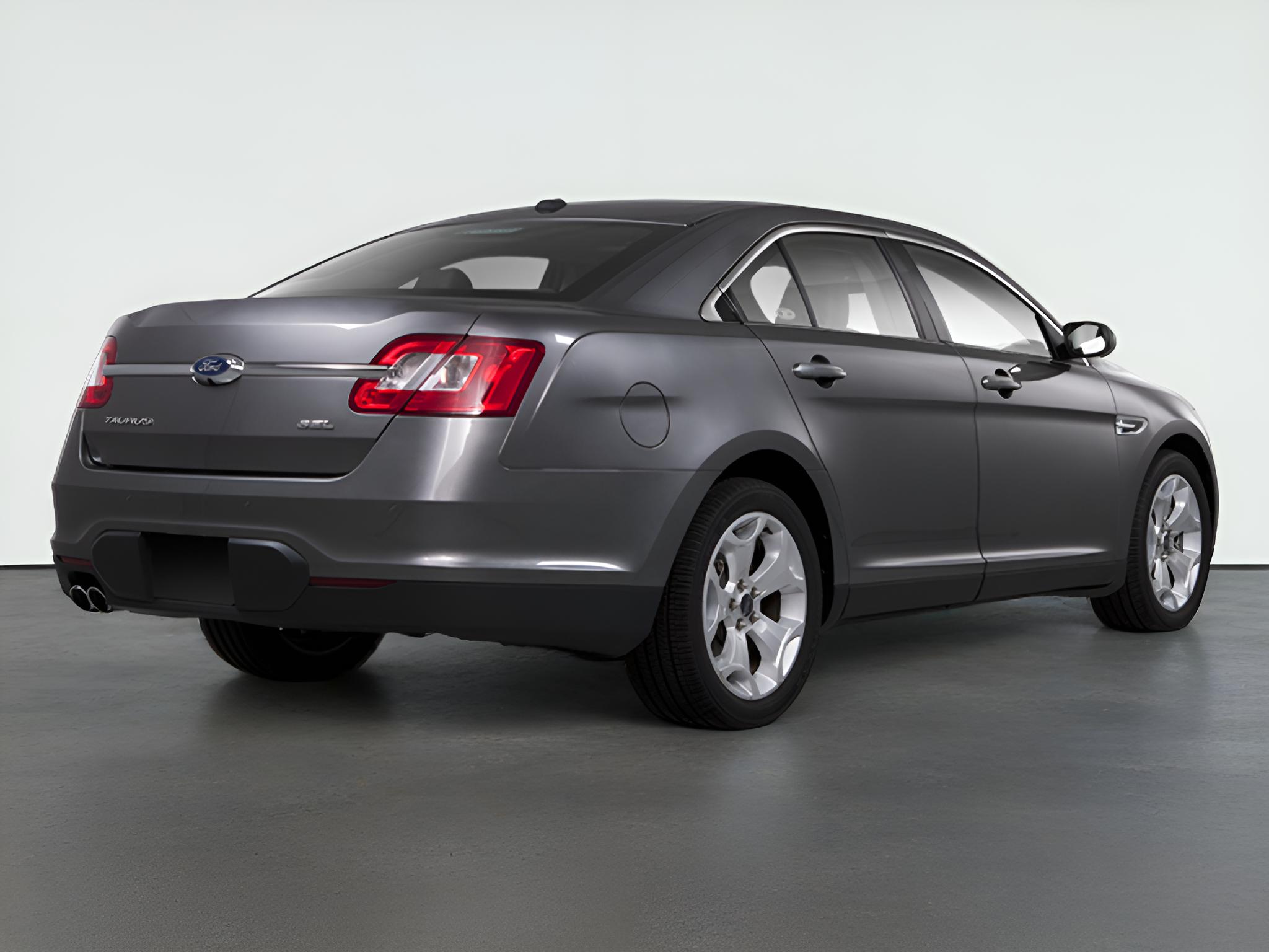 2010 Ford Taurus SEL