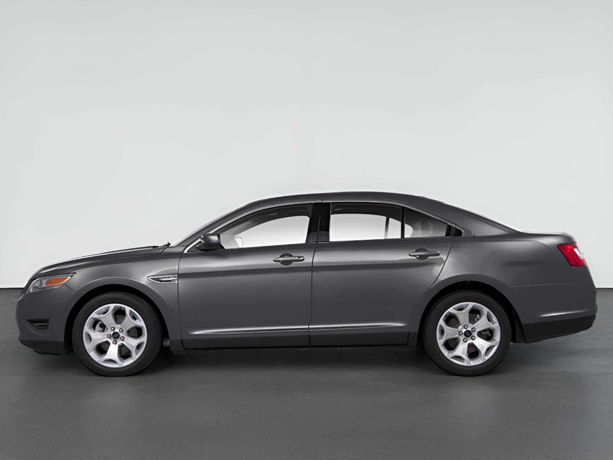 2010 Ford Taurus SEL