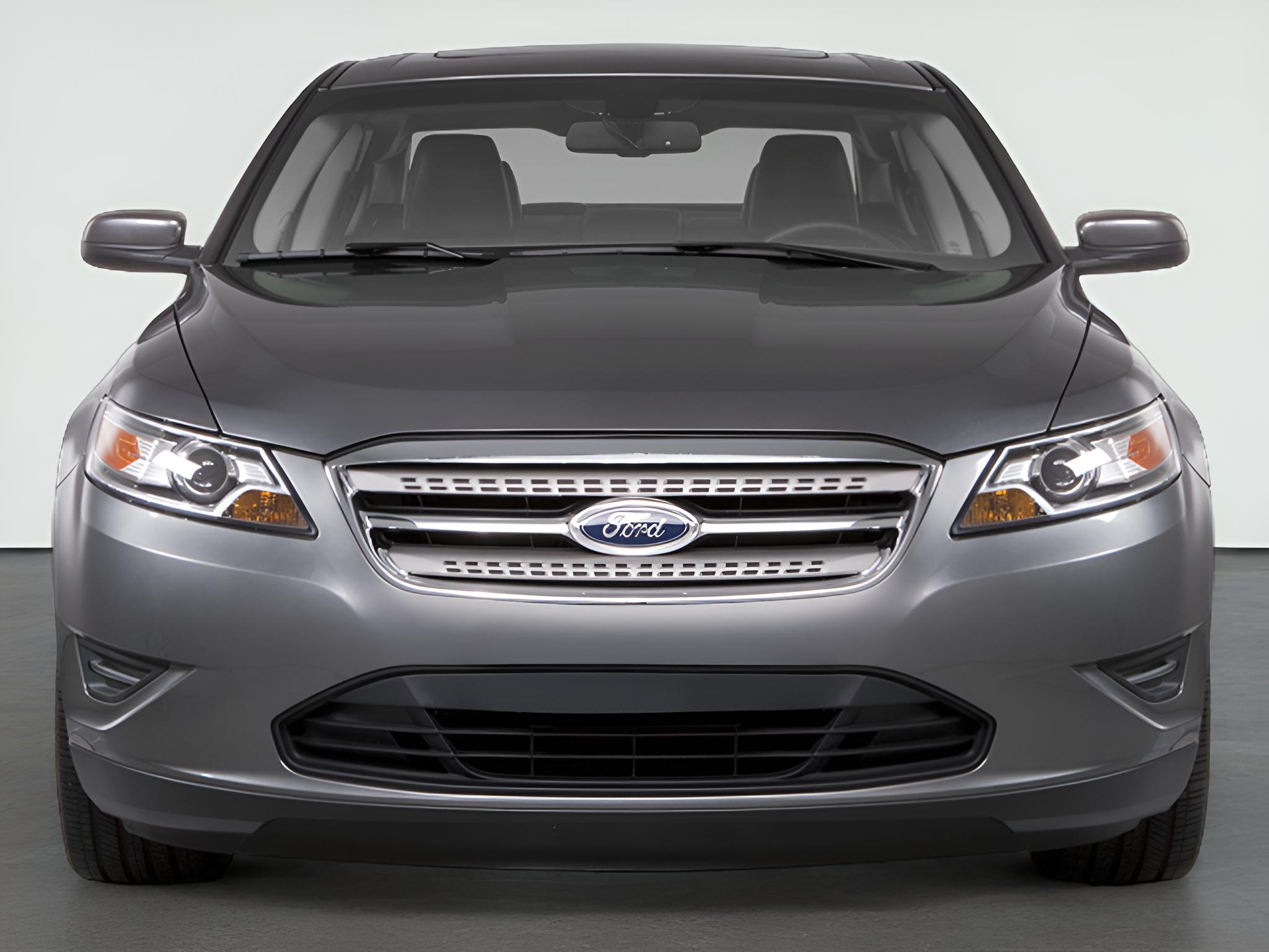 2010 Ford Taurus SEL