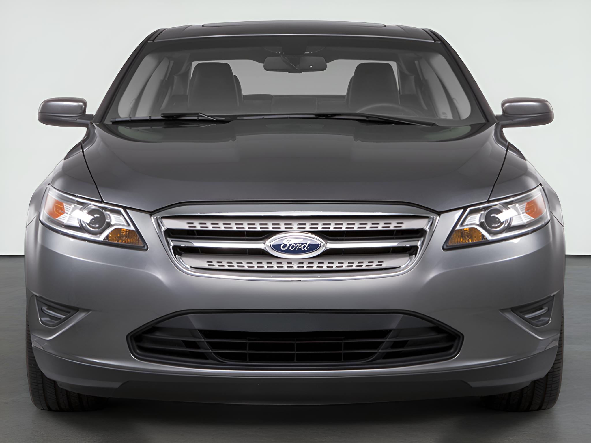 2010 Ford Taurus SEL