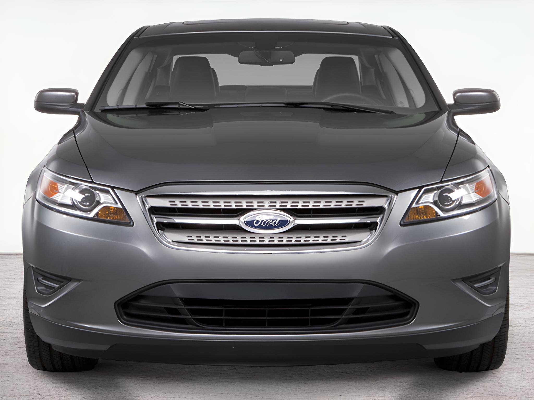 2010 Ford Taurus SEL