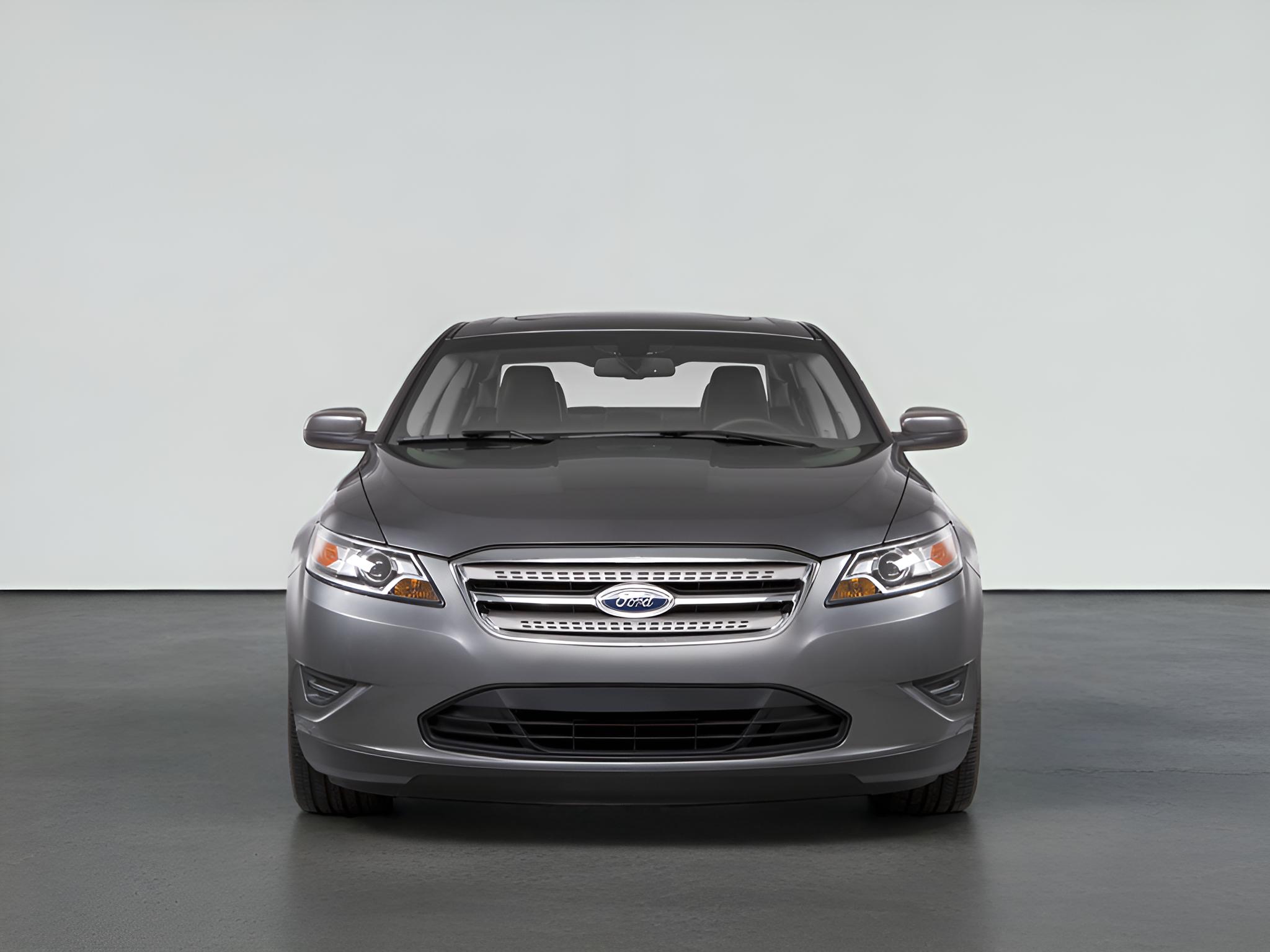 2010 Ford Taurus SEL