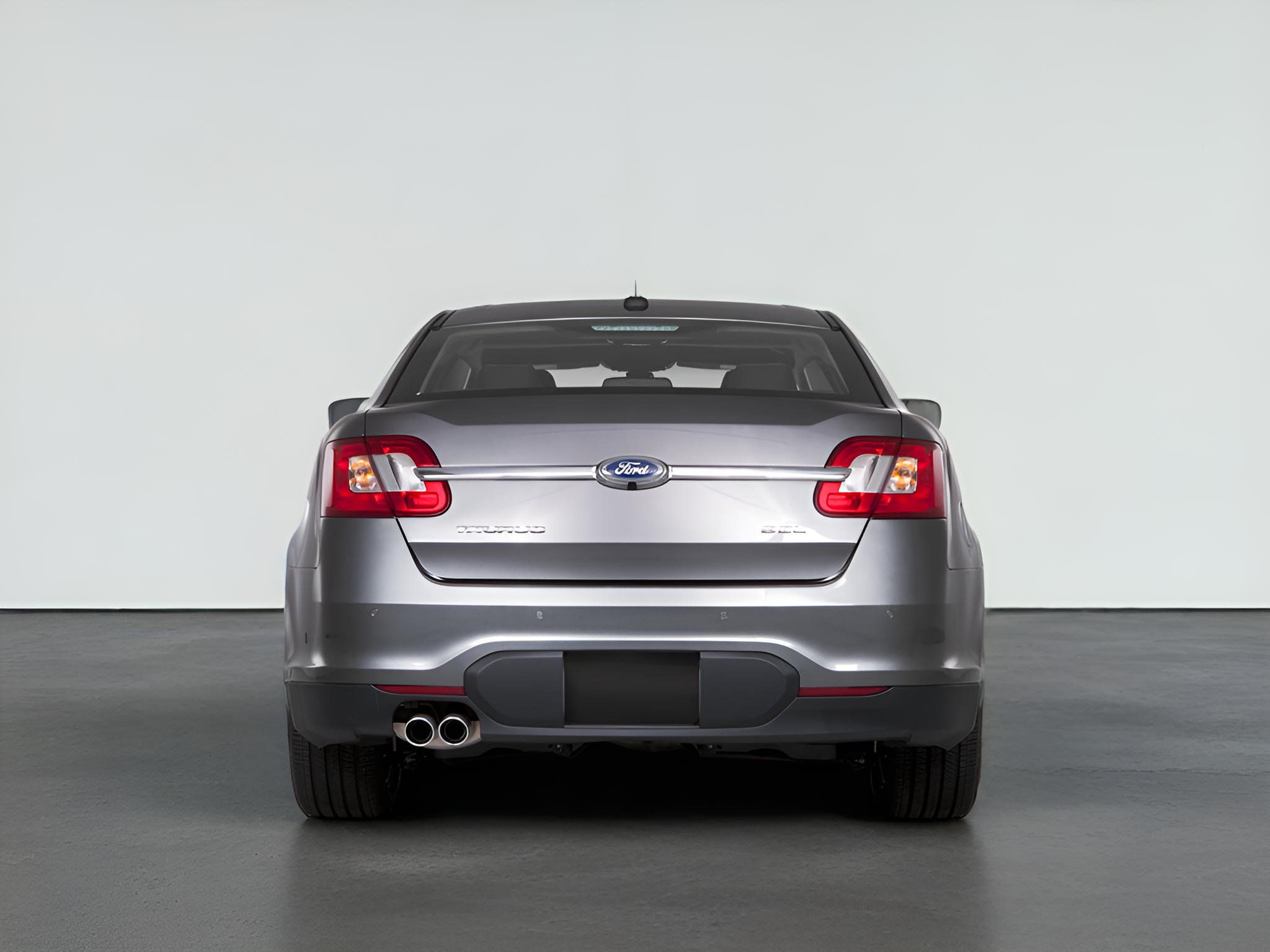 2010 Ford Taurus SEL