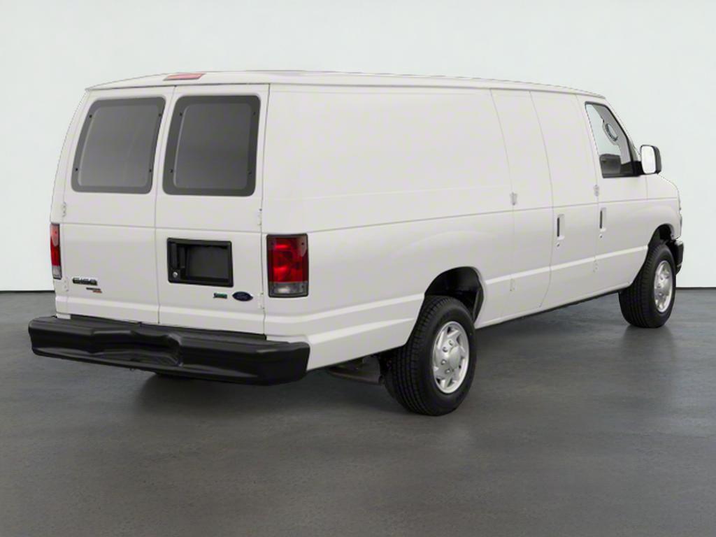 2011 Ford E-Series Wagon XL