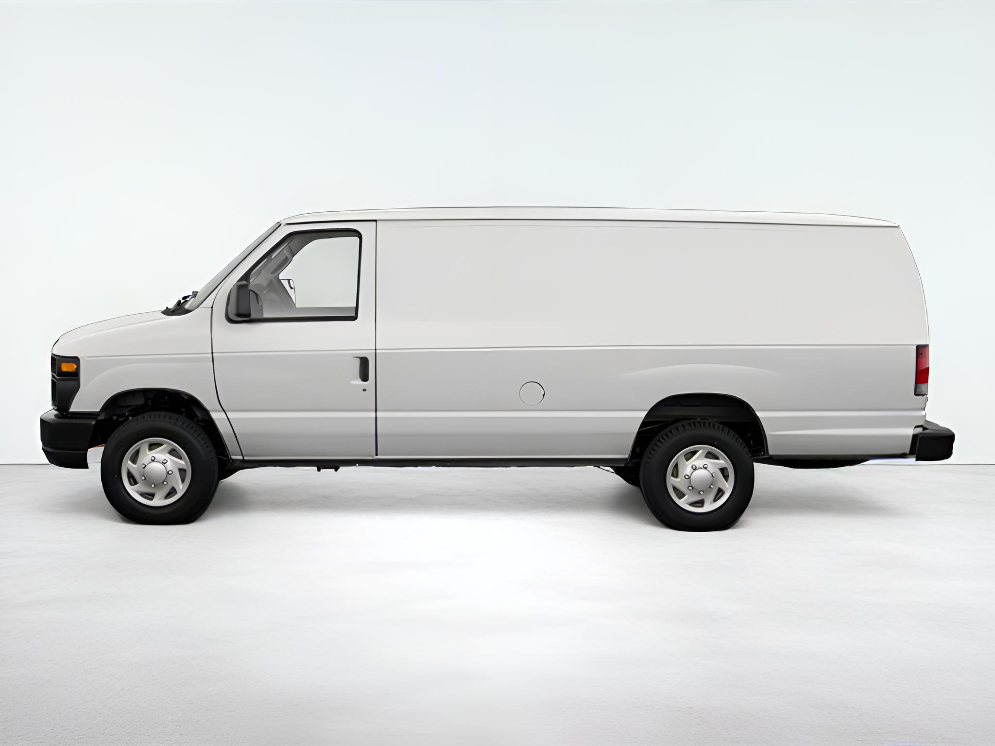 2011 Ford E-Series Wagon XL