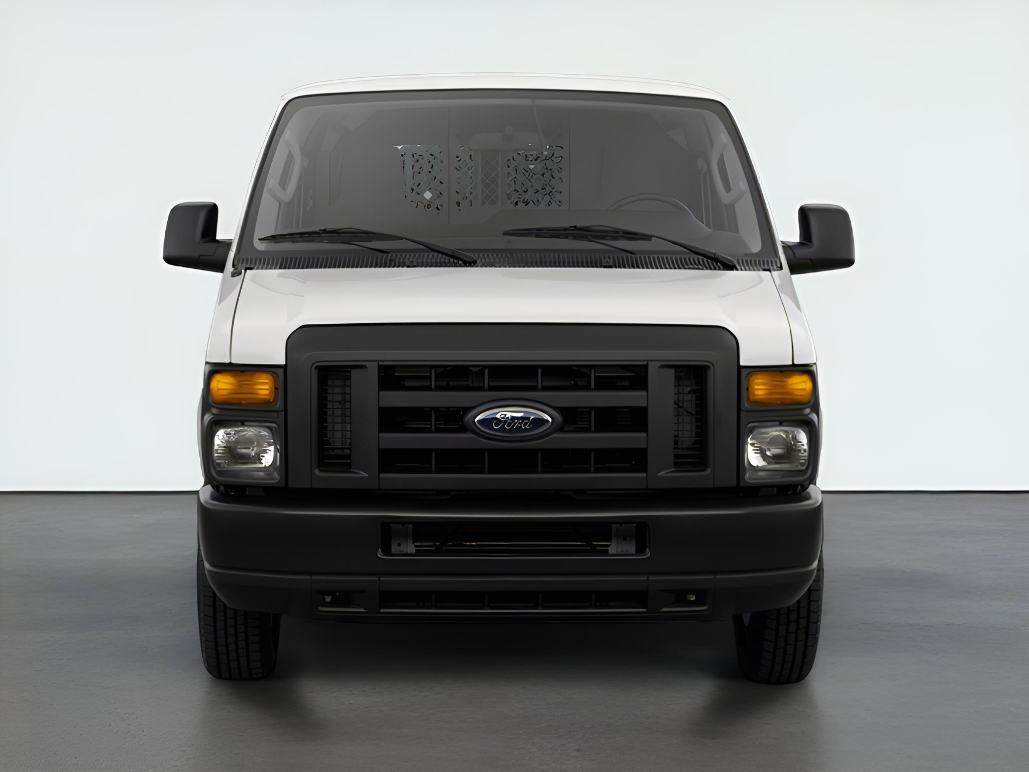 2011 Ford E-Series Wagon XL