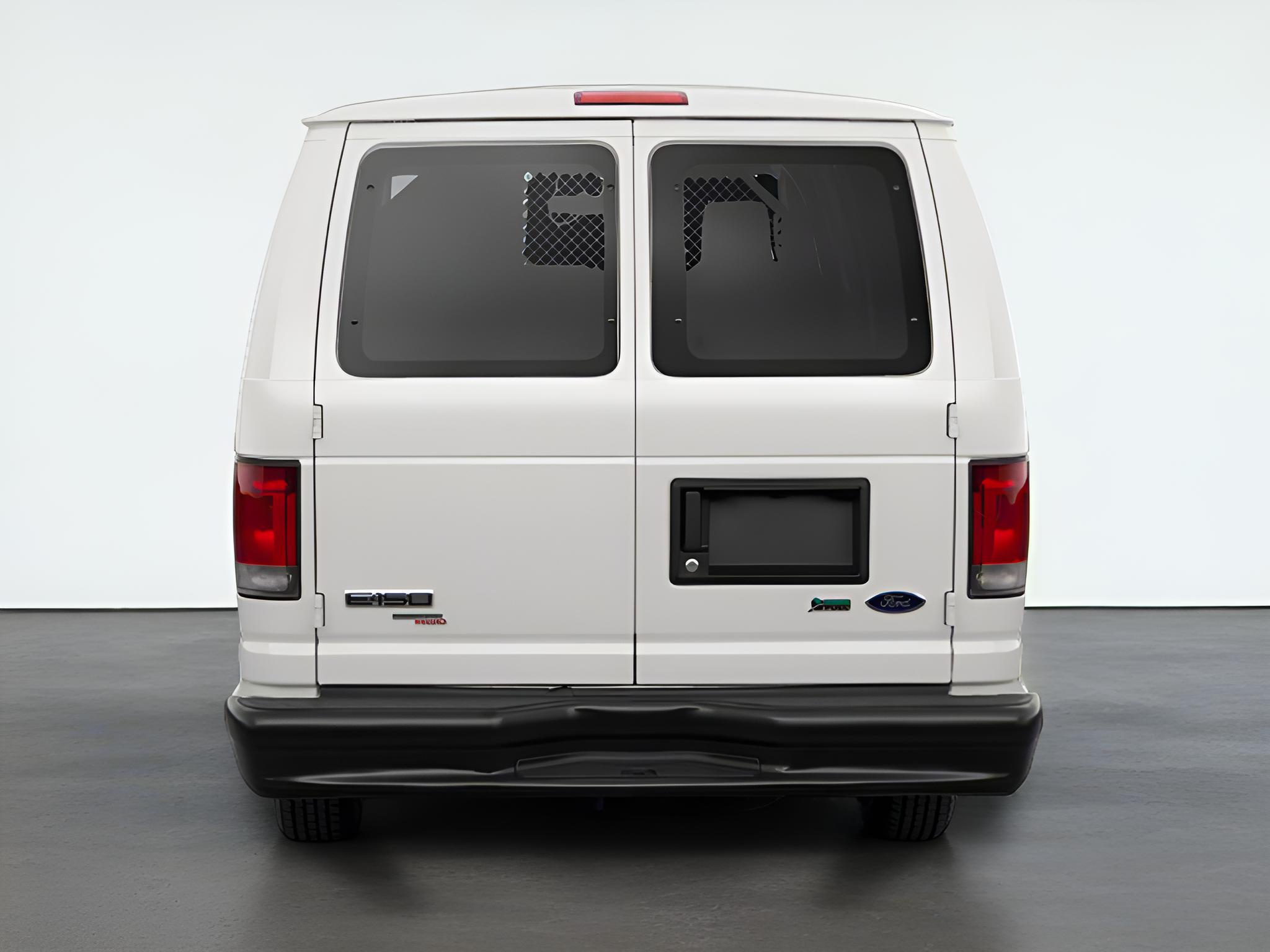 2011 Ford E-Series Wagon XL