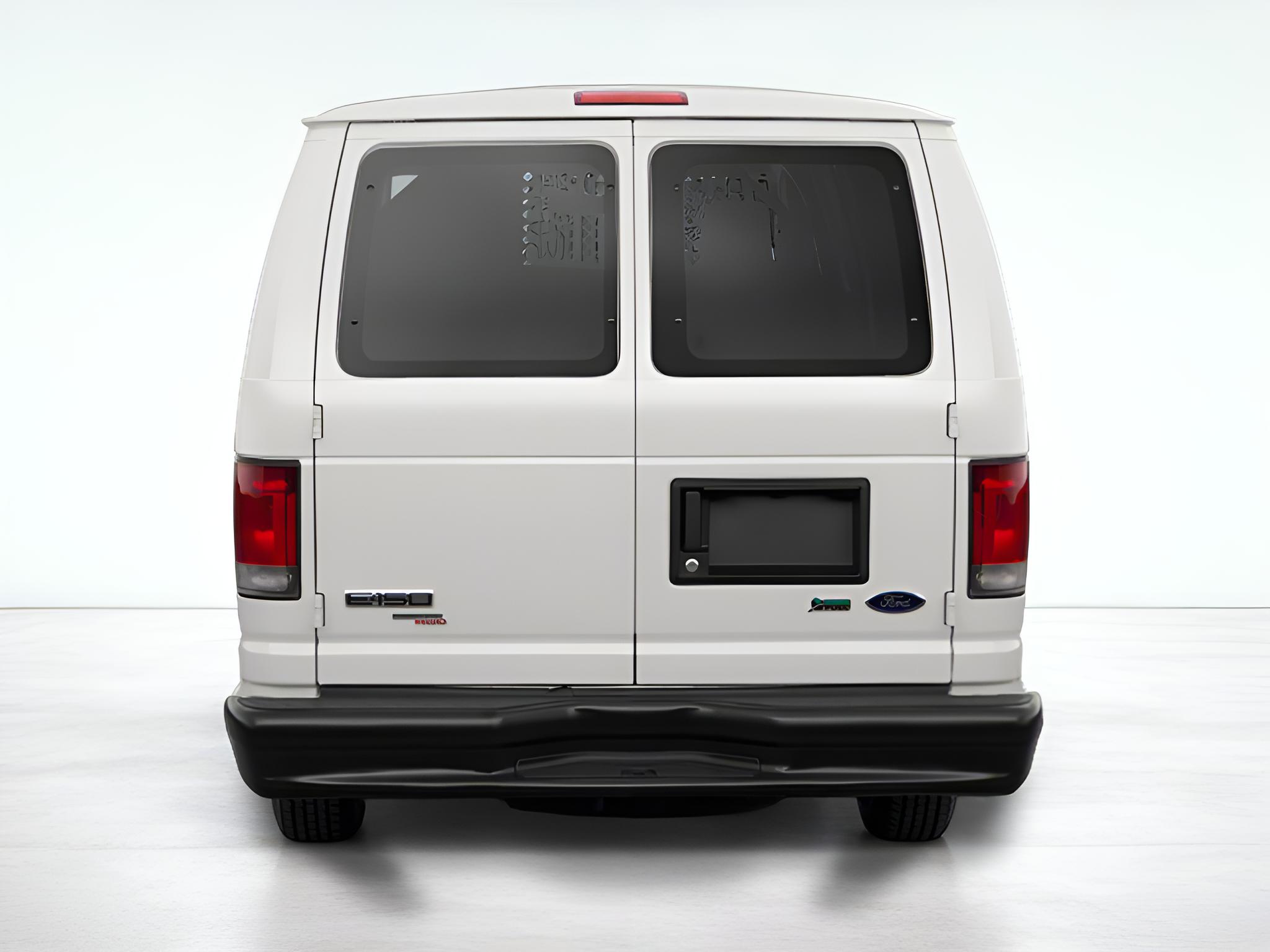2011 Ford E-Series Wagon XLT
