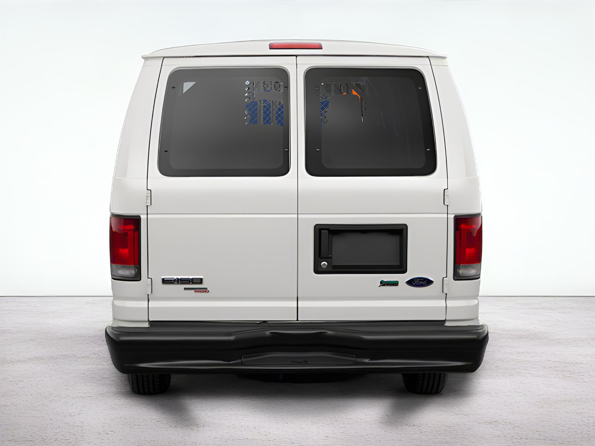 2011 Ford E-Series Wagon XL