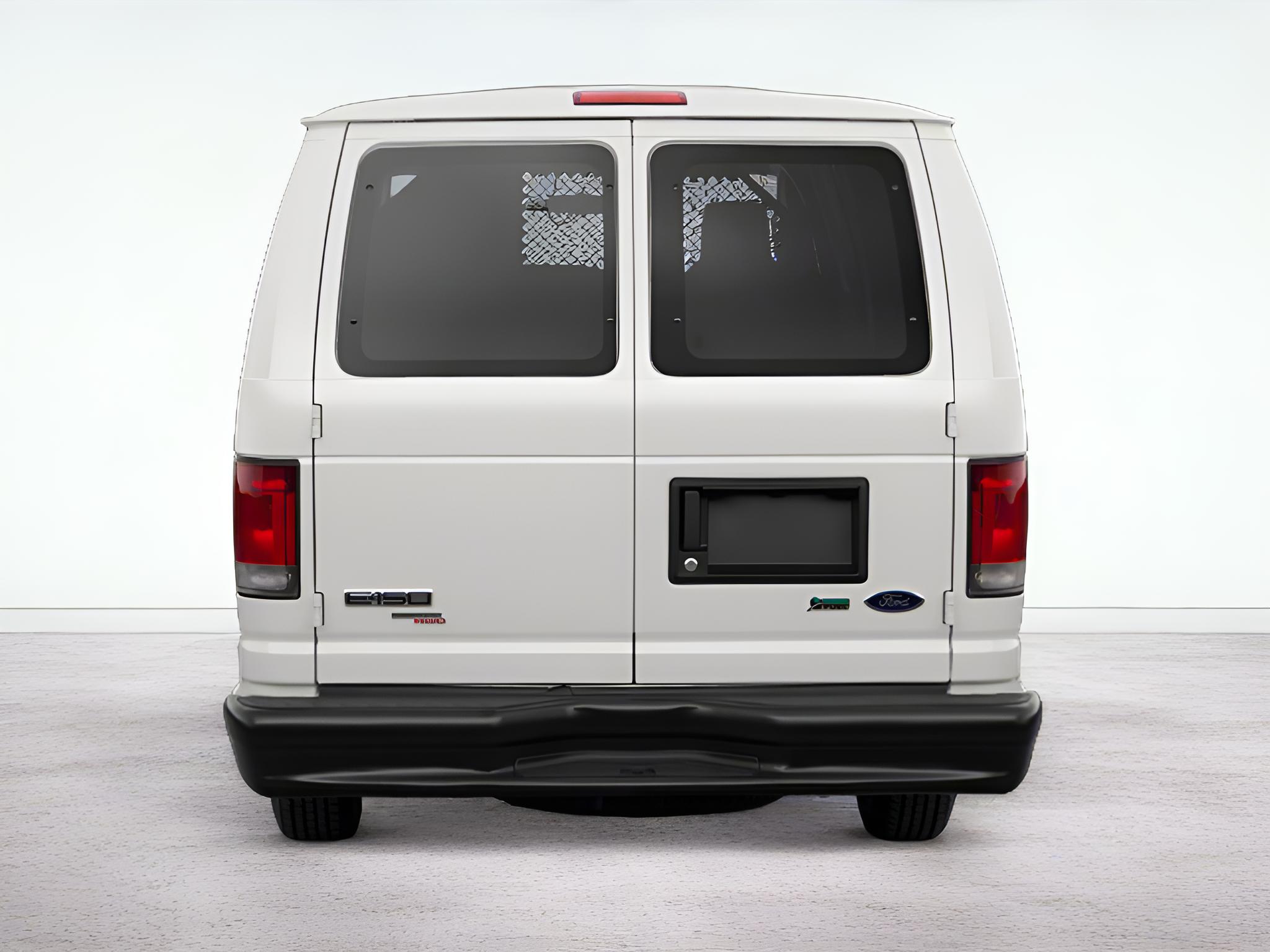 2011 Ford E-Series Wagon XL