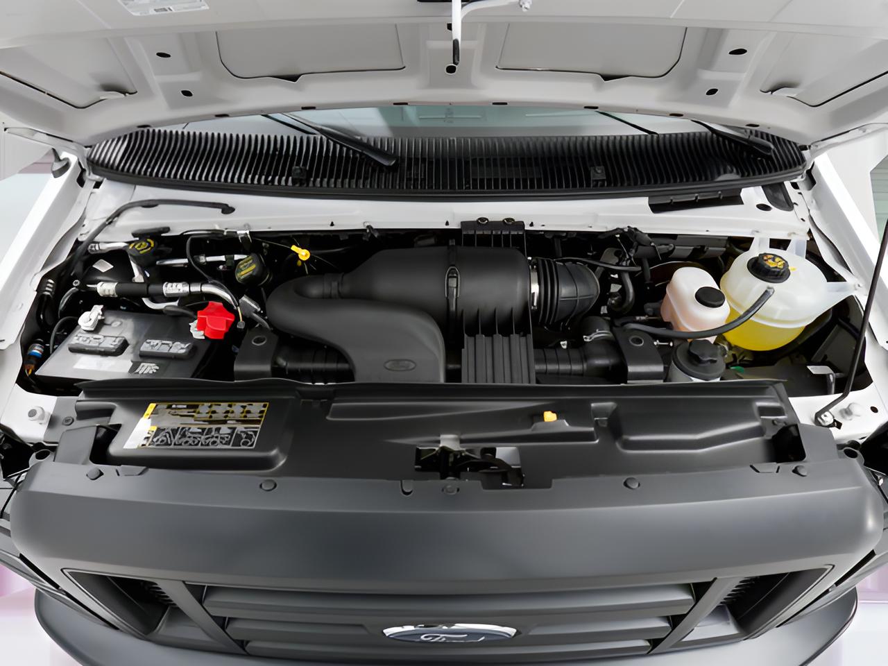 2011 Ford E-Series Wagon XL