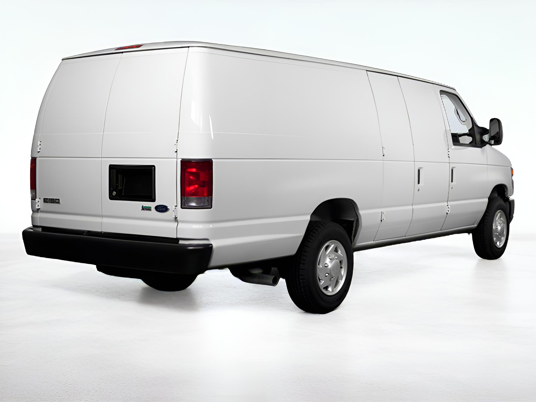 2013 Ford E-Series Cargo Van Commercial