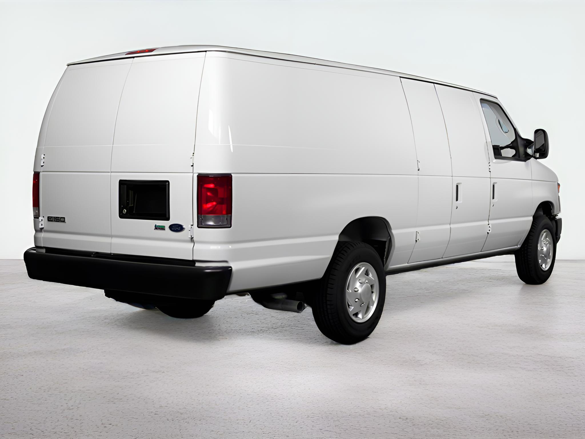 2013 Ford E-Series Cargo Van Commercial
