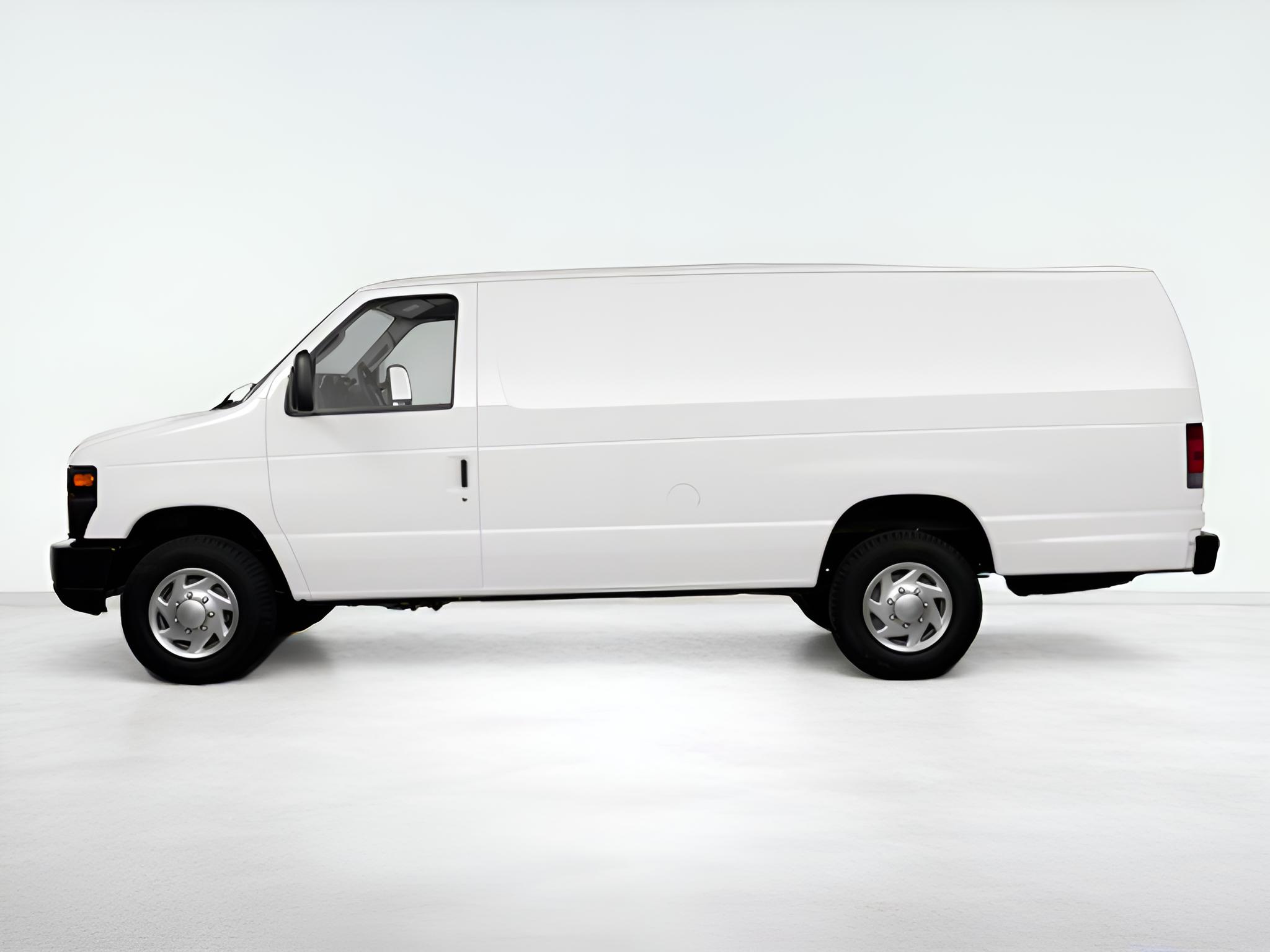 2013 Ford E-Series Cargo Van Commercial