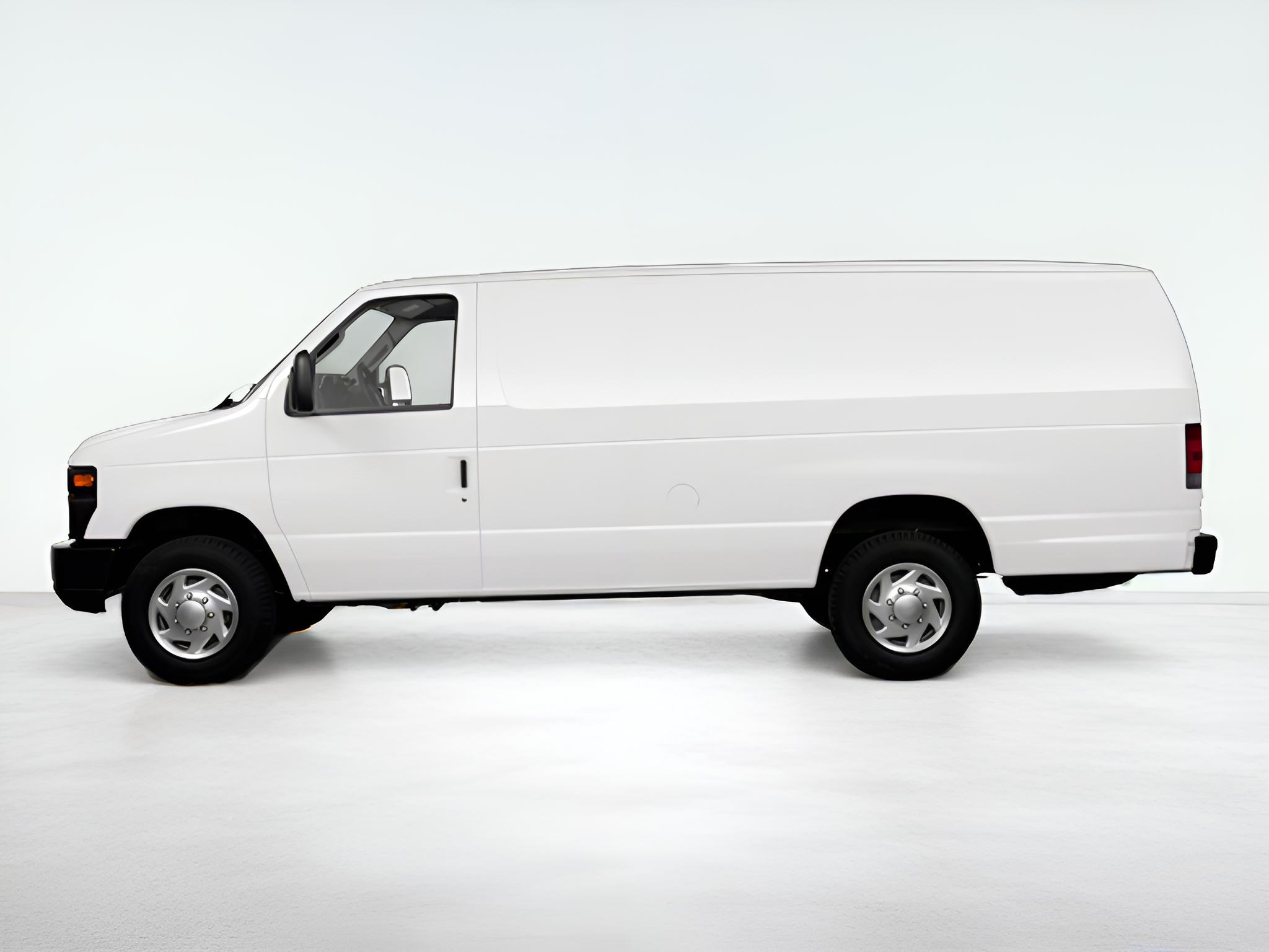 2013 Ford E-Series Cargo Van Commercial
