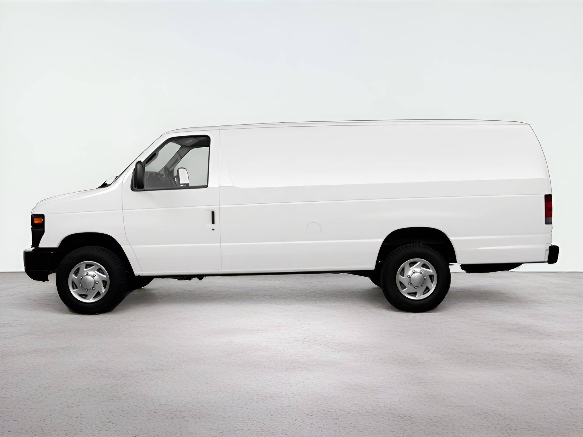 2013 Ford E-Series Cargo Van Commercial