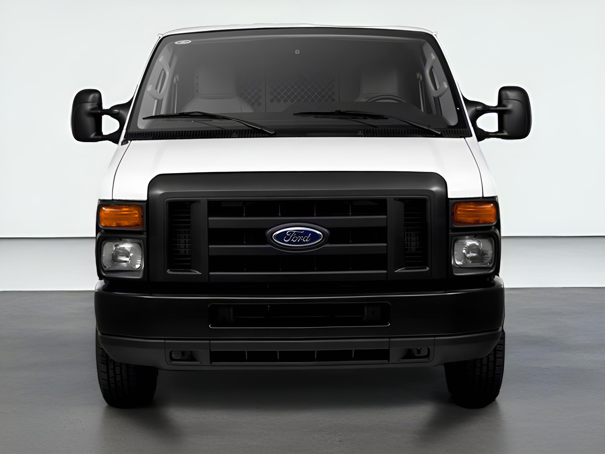 2013 Ford E-Series Cargo Van Commercial