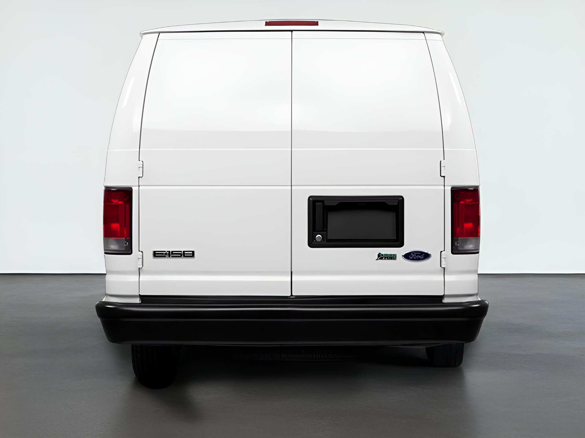 2013 Ford E-Series Cargo Van Commercial