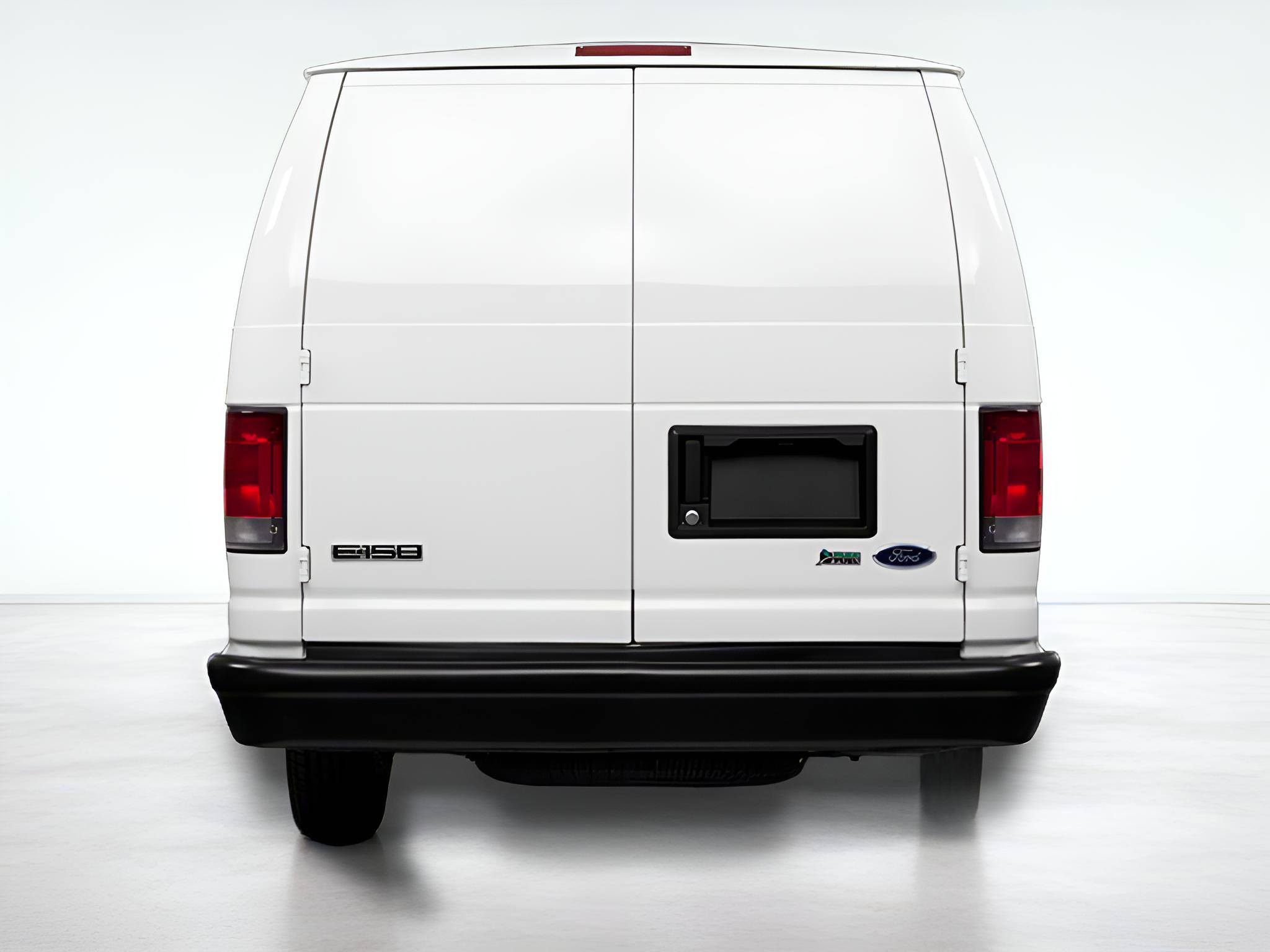 2013 Ford E-Series Cargo Van Commercial