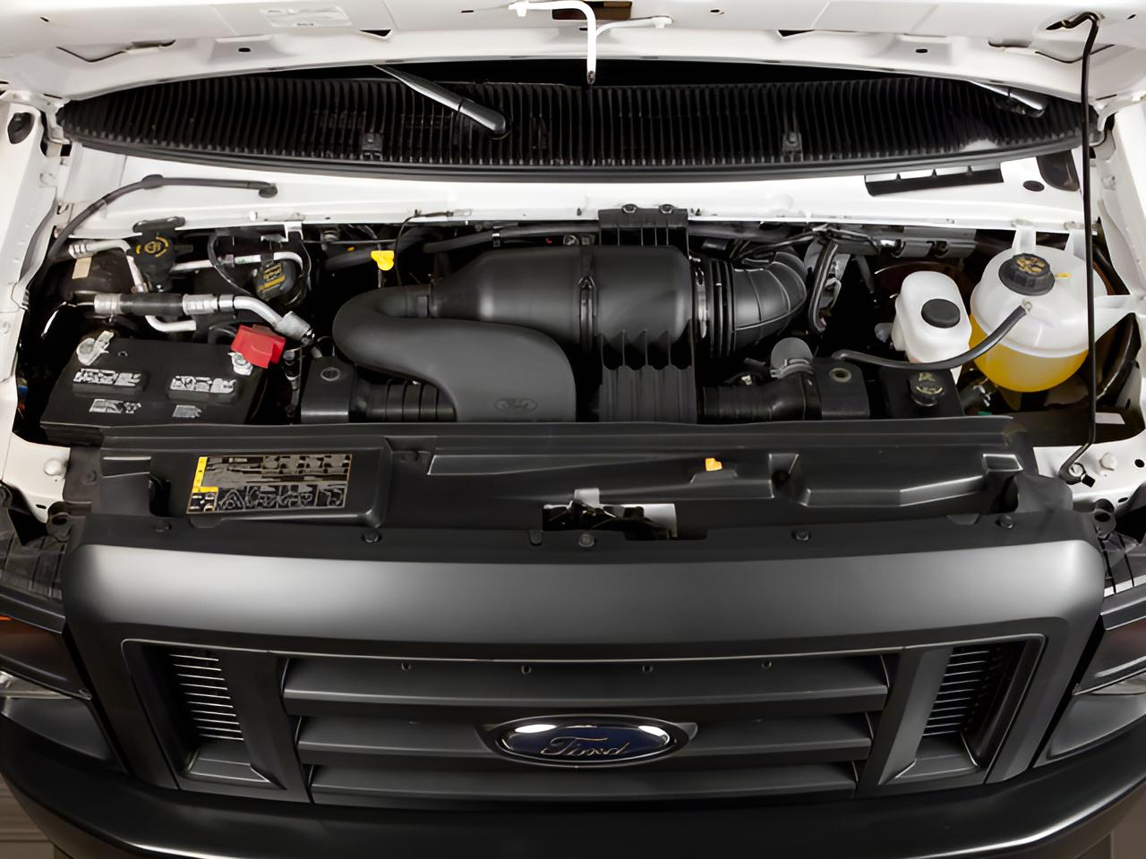 2013 Ford E-Series Cargo Van Commercial