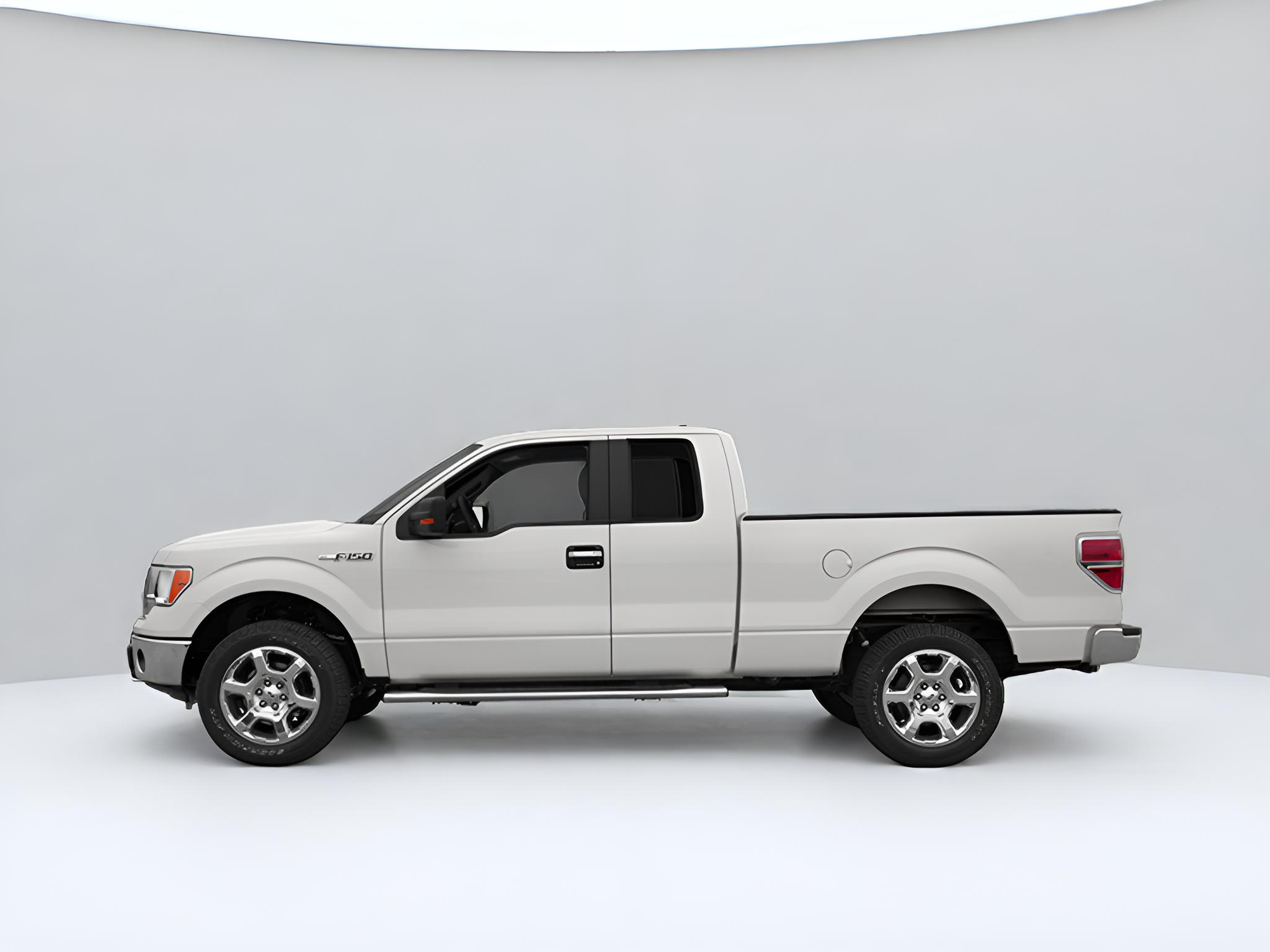 2013 Ford F-150 2WD SuperCab 6-1/2 Ft Box XLT