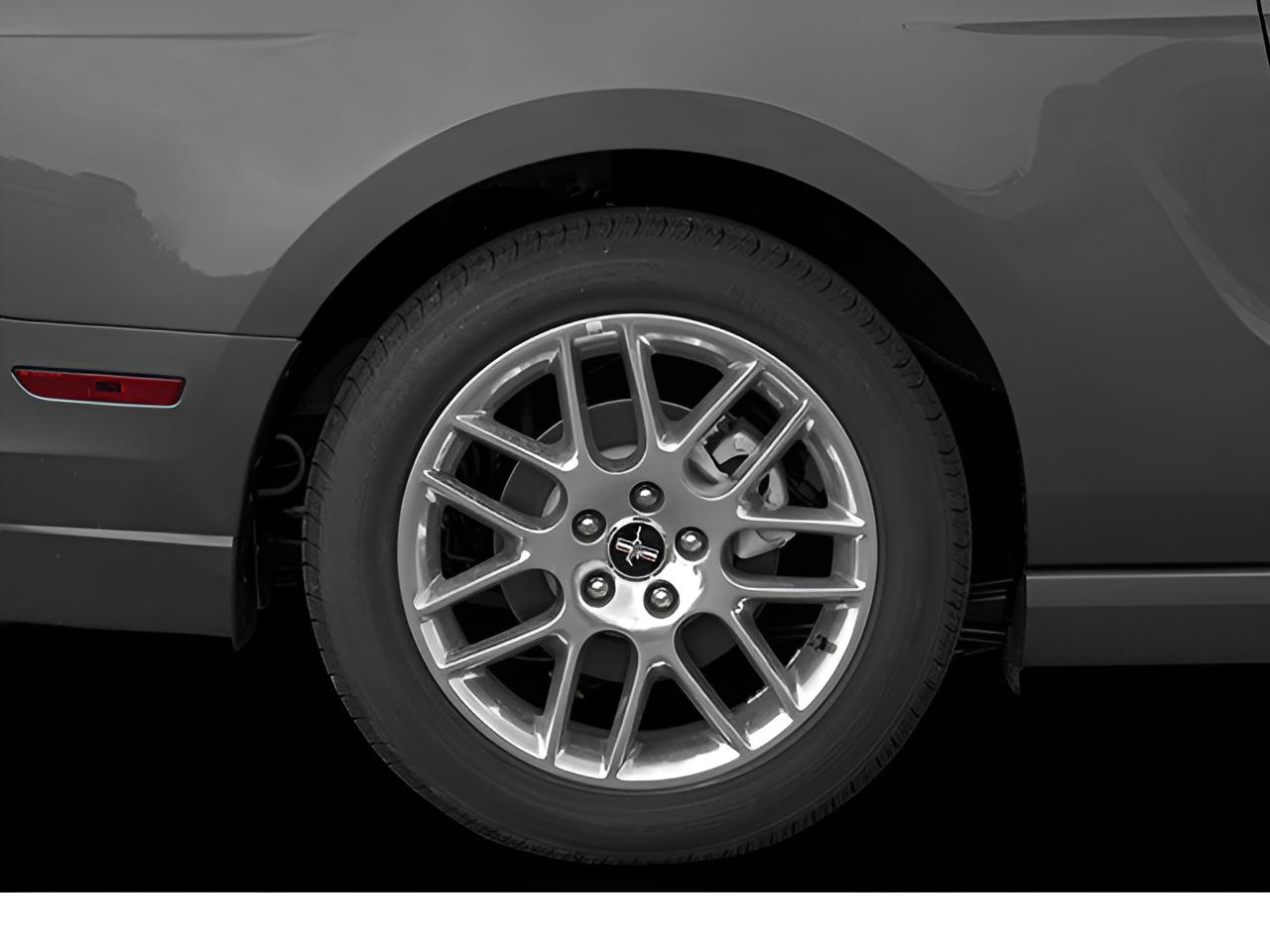 2013 Ford Mustang V6 Premium