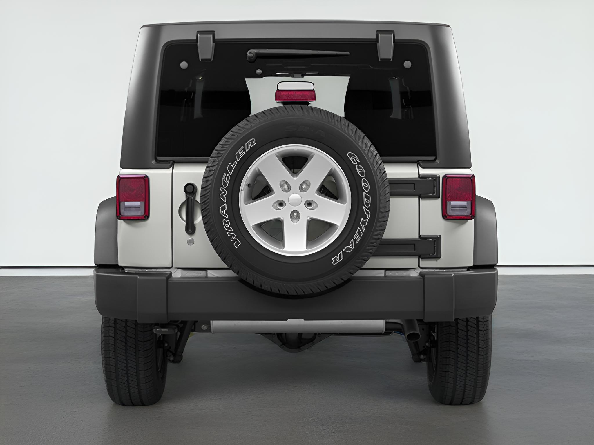 2013 Jeep Wrangler Unlimited Unlimited Sahara