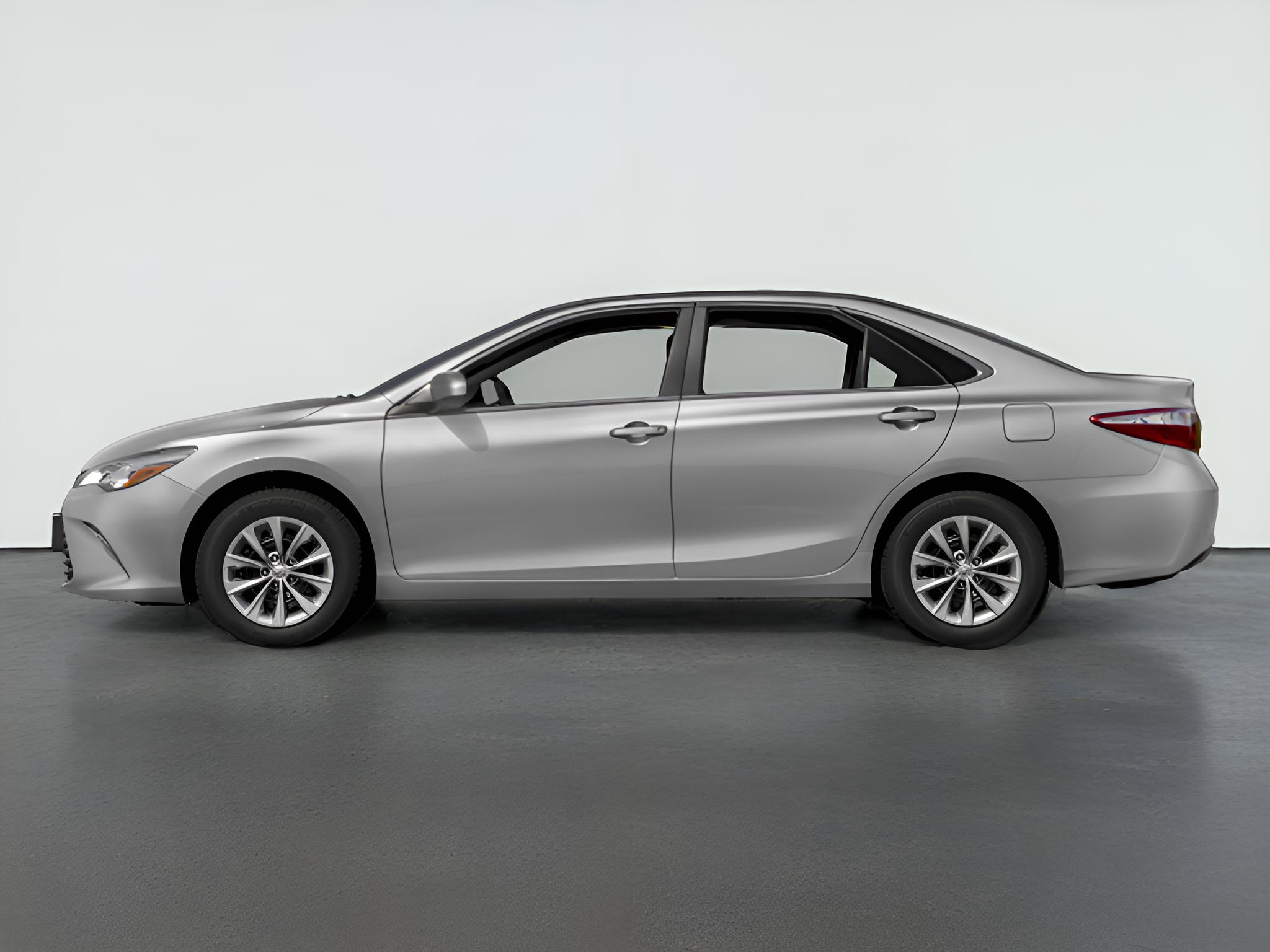 2016 Toyota Camry XLE