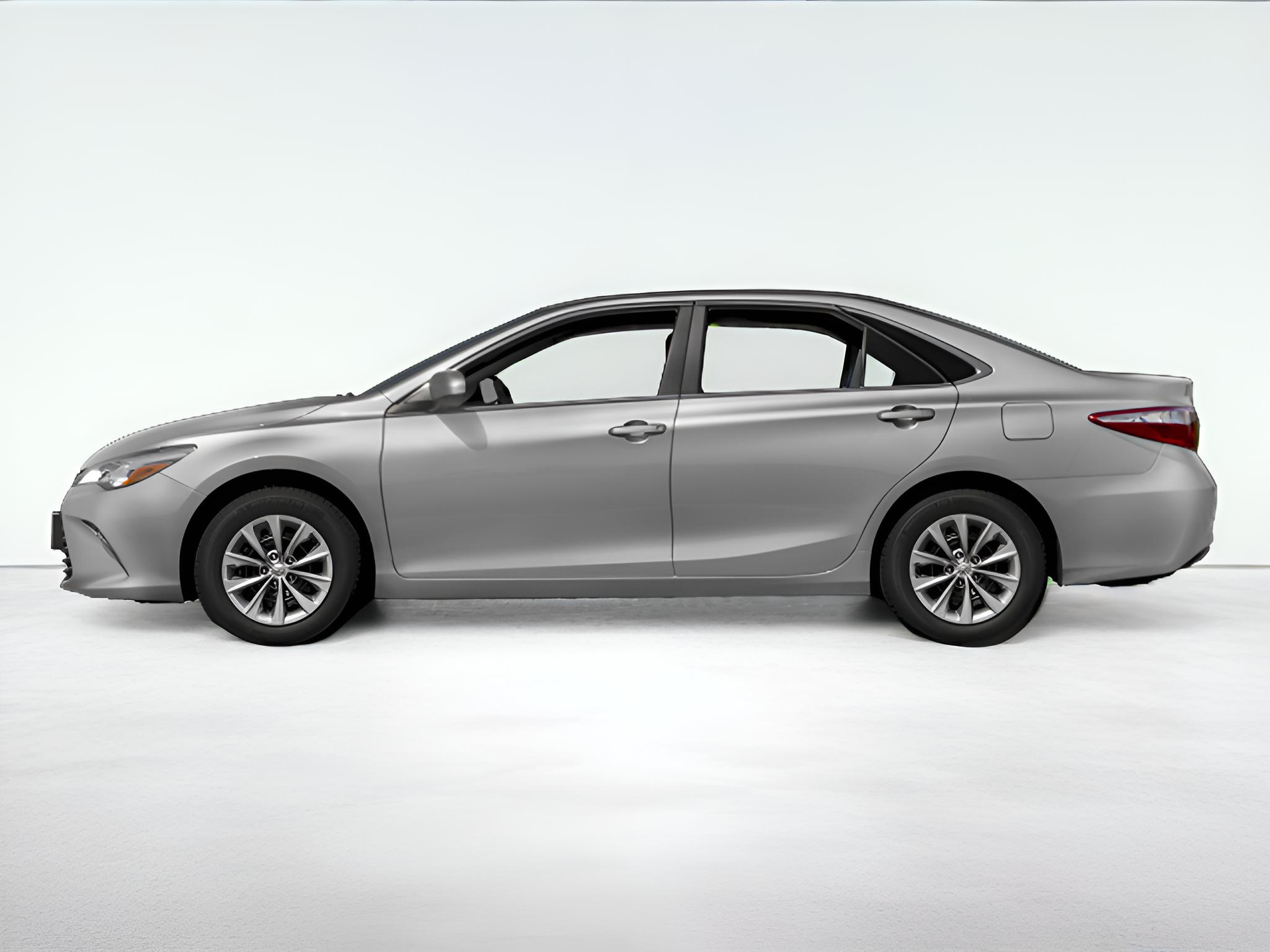 2016 Toyota Camry XLE