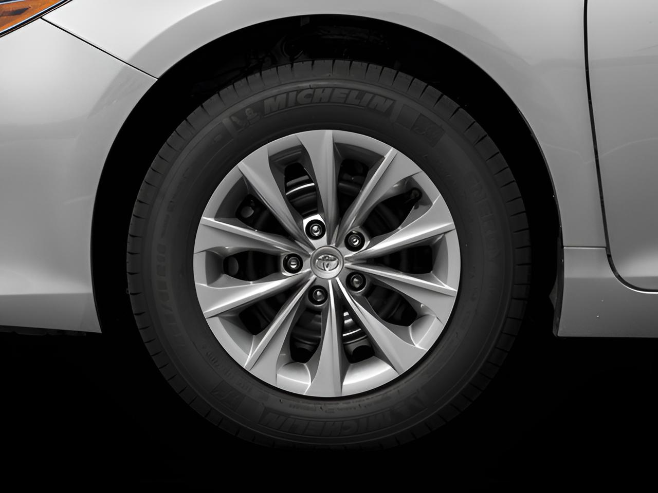 2016 Toyota Camry XLE