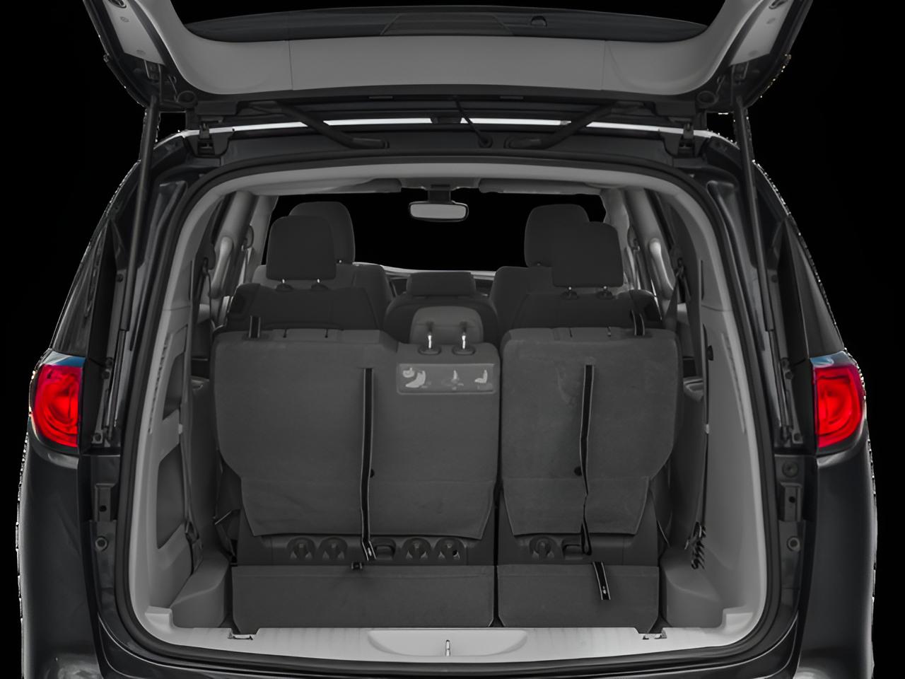 2017 Chrysler Pacifica Touring FWD