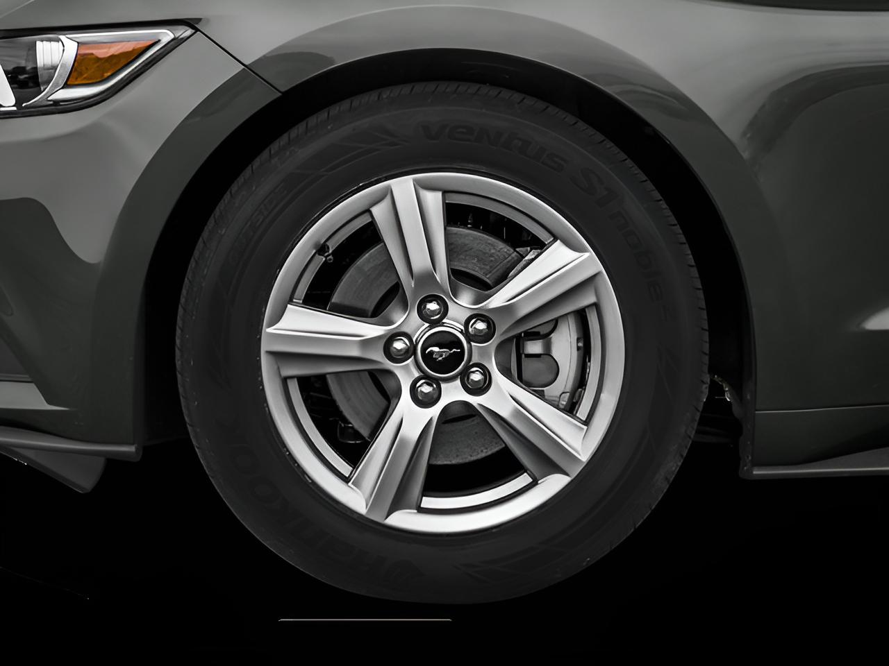 2017 Ford Mustang V6