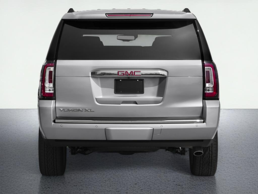 2017 GMC Yukon XL Base