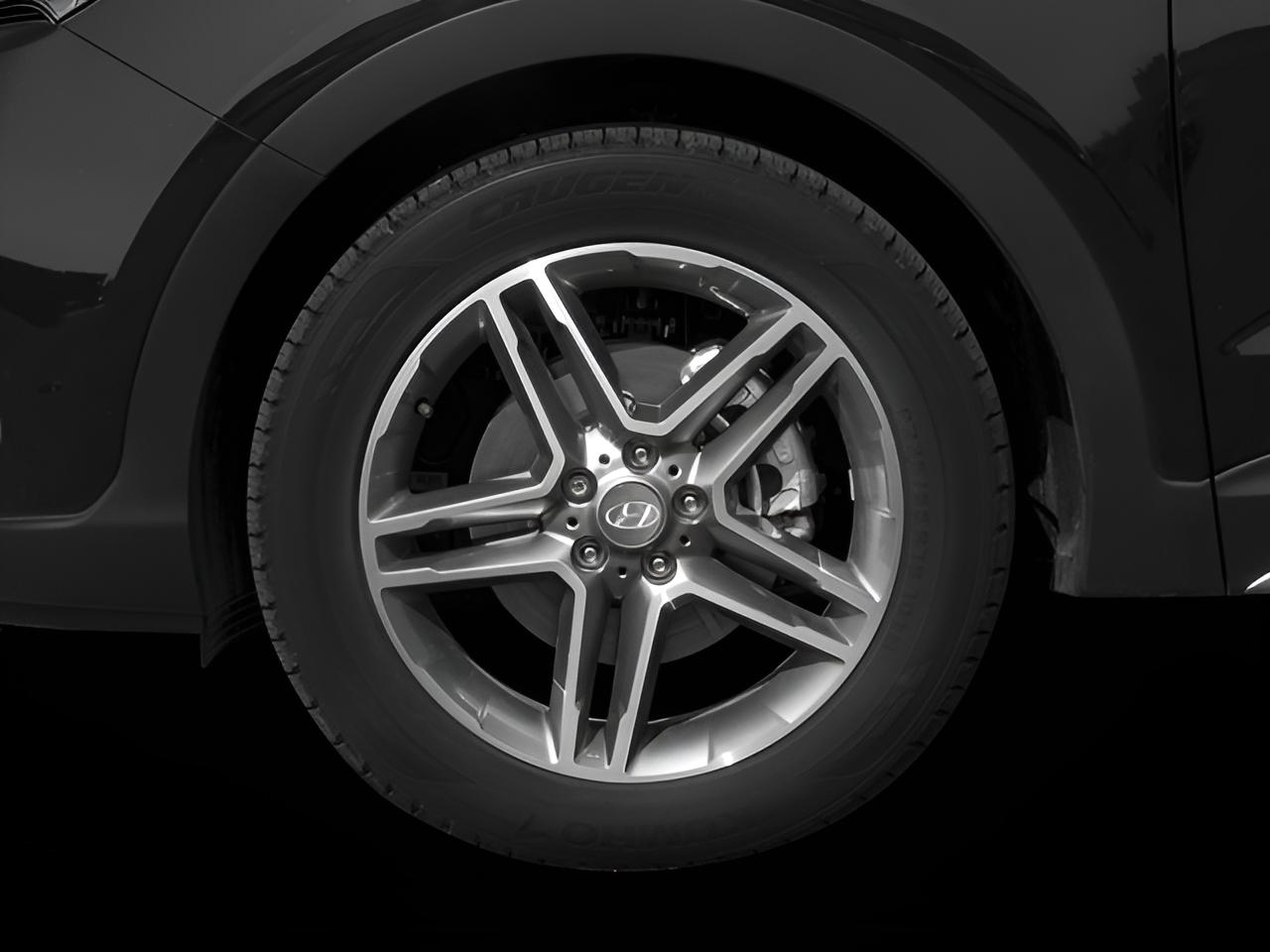 2017 Hyundai Santa Fe SE Ultimate