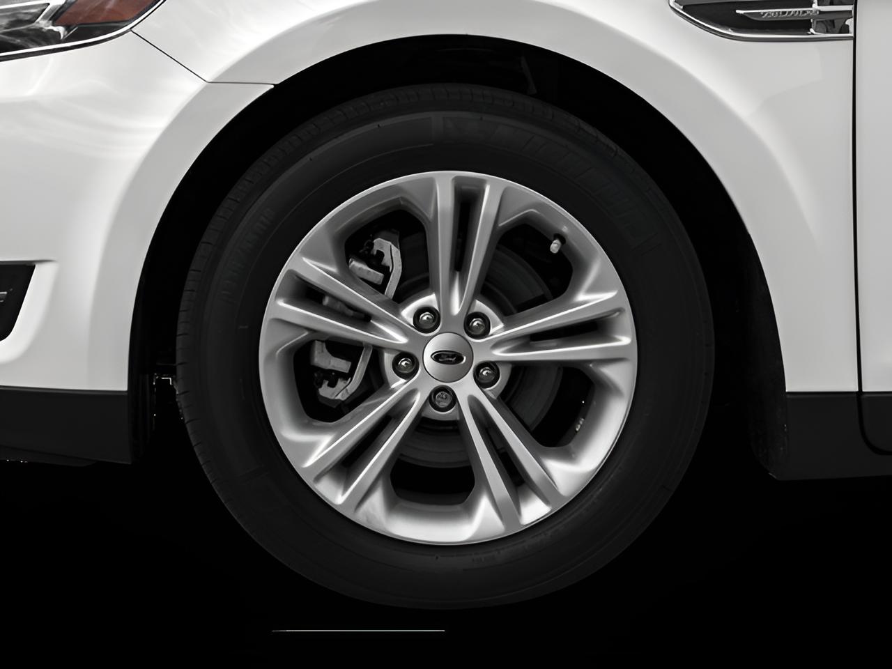 2018 Ford Taurus Limited