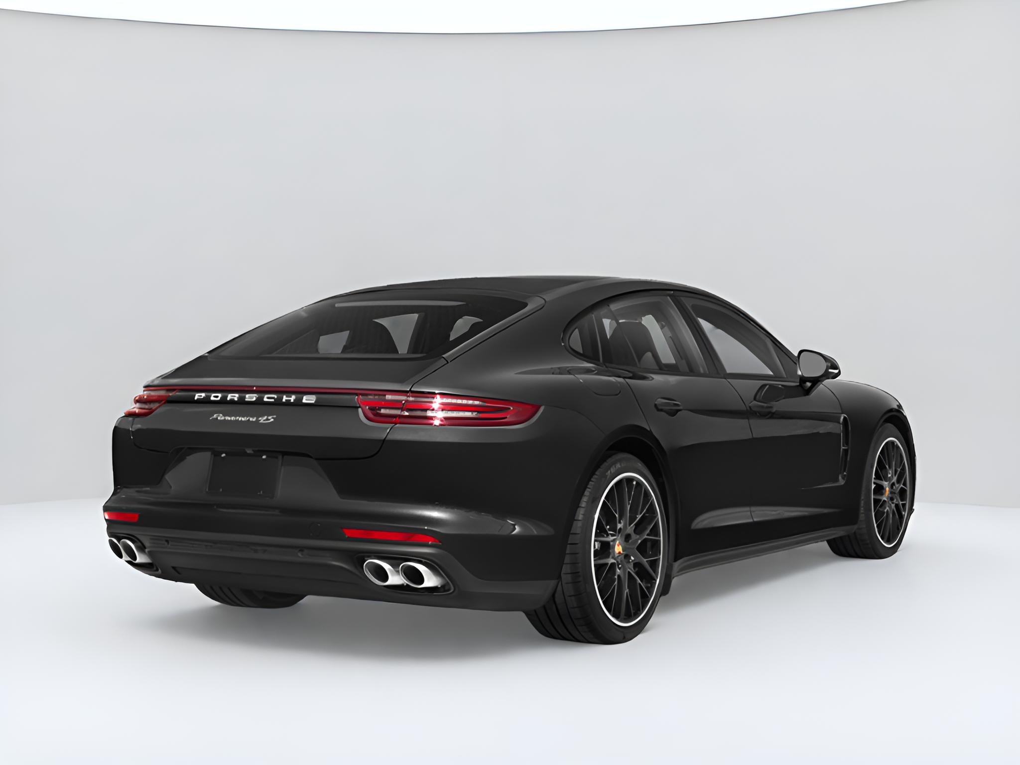 2018 Porsche Panamera 4