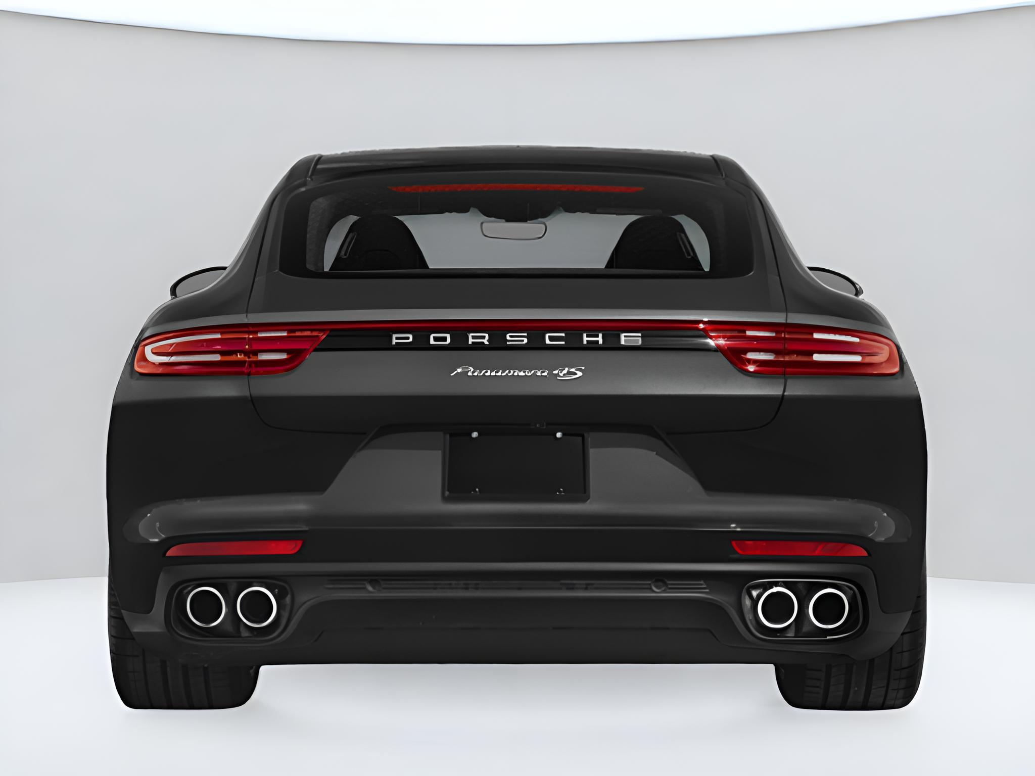 2018 Porsche Panamera 4