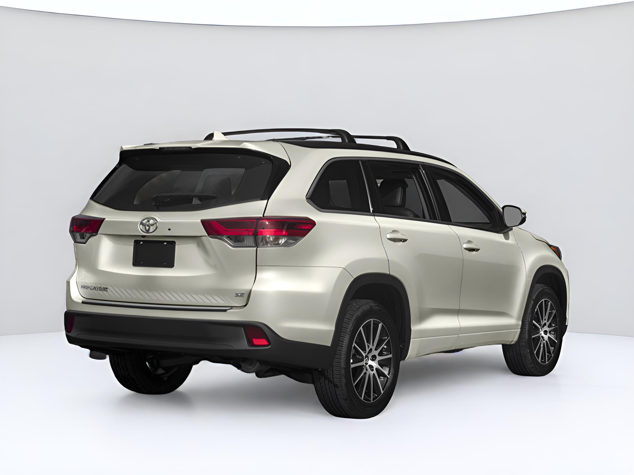 2018 Toyota Highlander Base