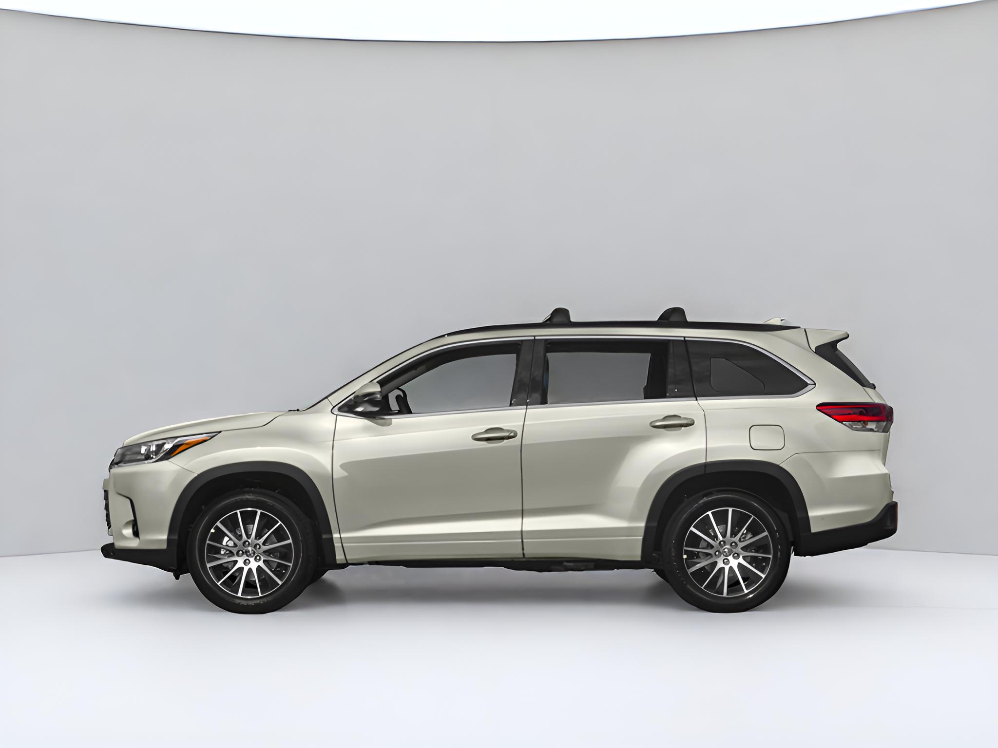 2018 Toyota Highlander Base