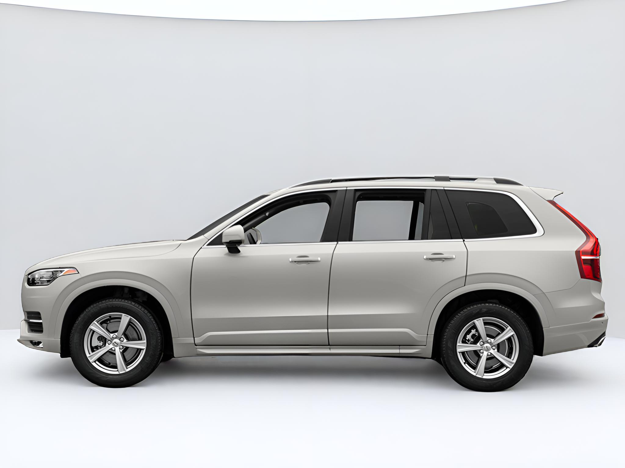 2018 Volvo XC90 T5 Momentum 5P