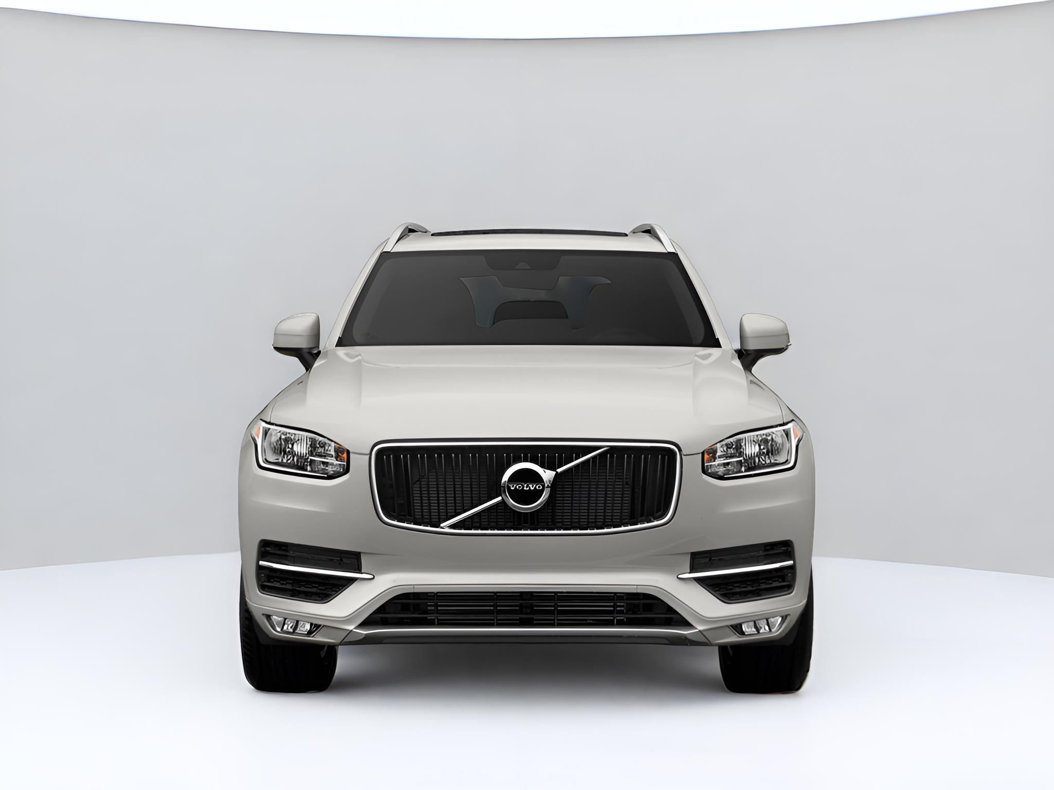 2018 Volvo XC90 T5 Momentum 5P