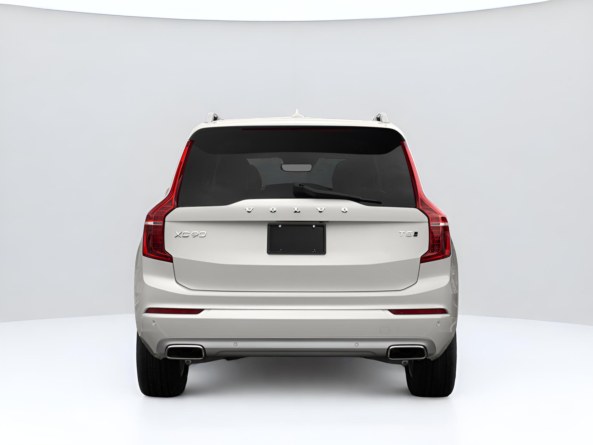 2018 Volvo XC90 T5 Momentum 5P