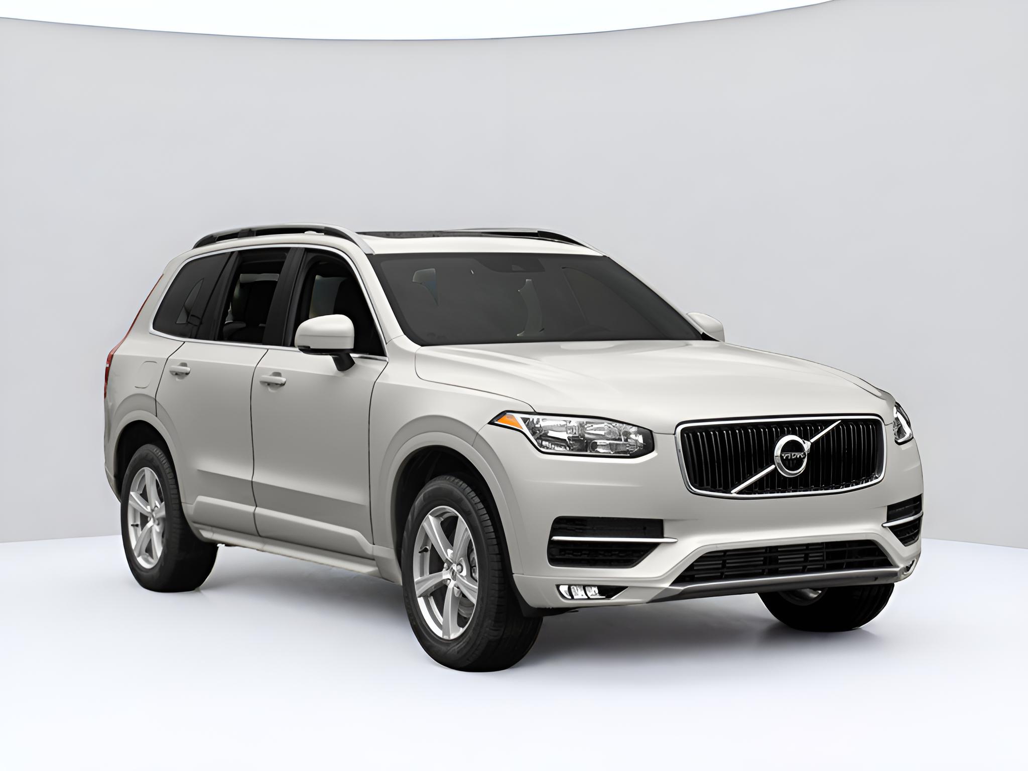2018 Volvo XC90 T5 Momentum 5P