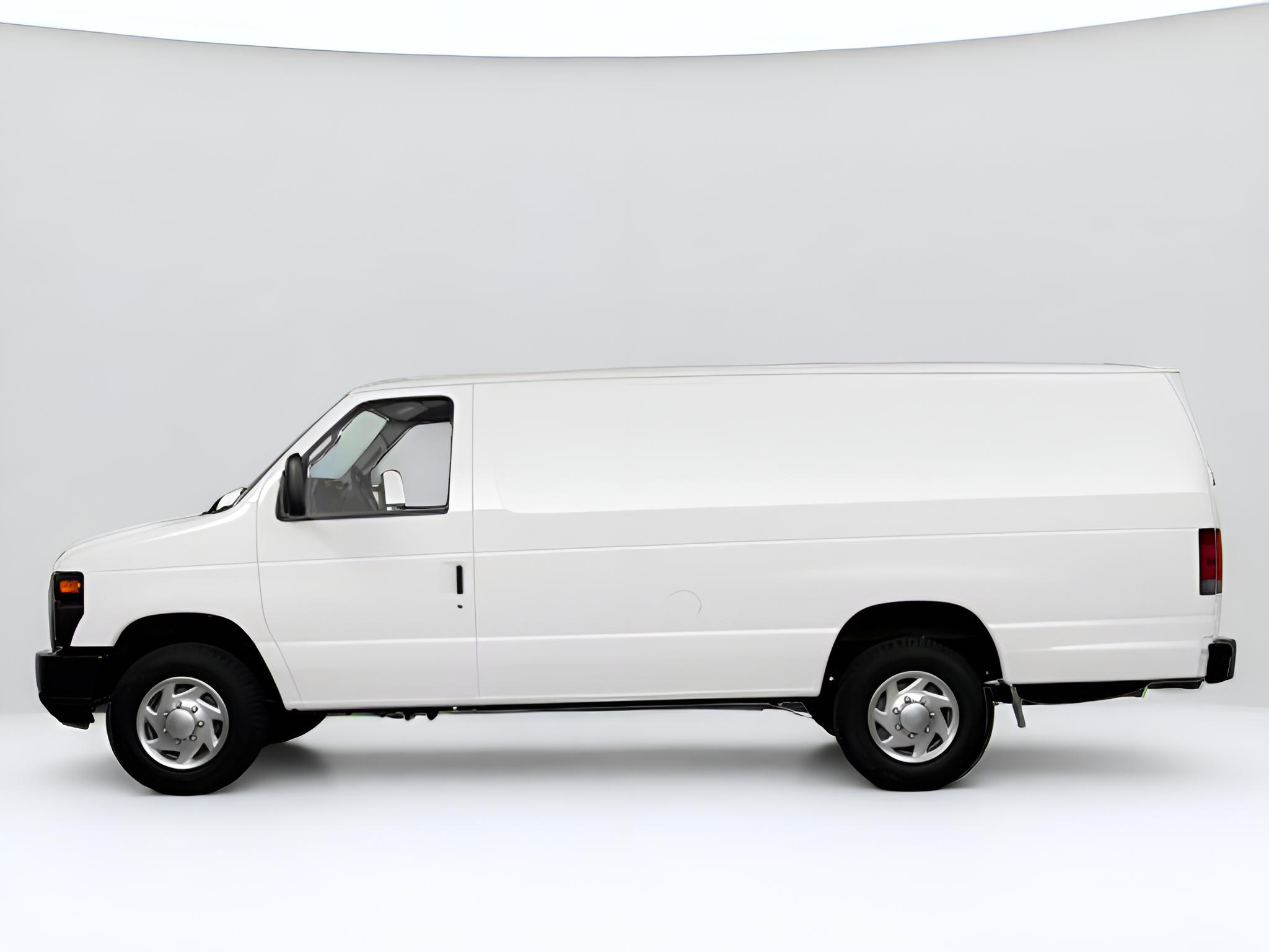 2013 Ford E-Series Cargo Van Commercial