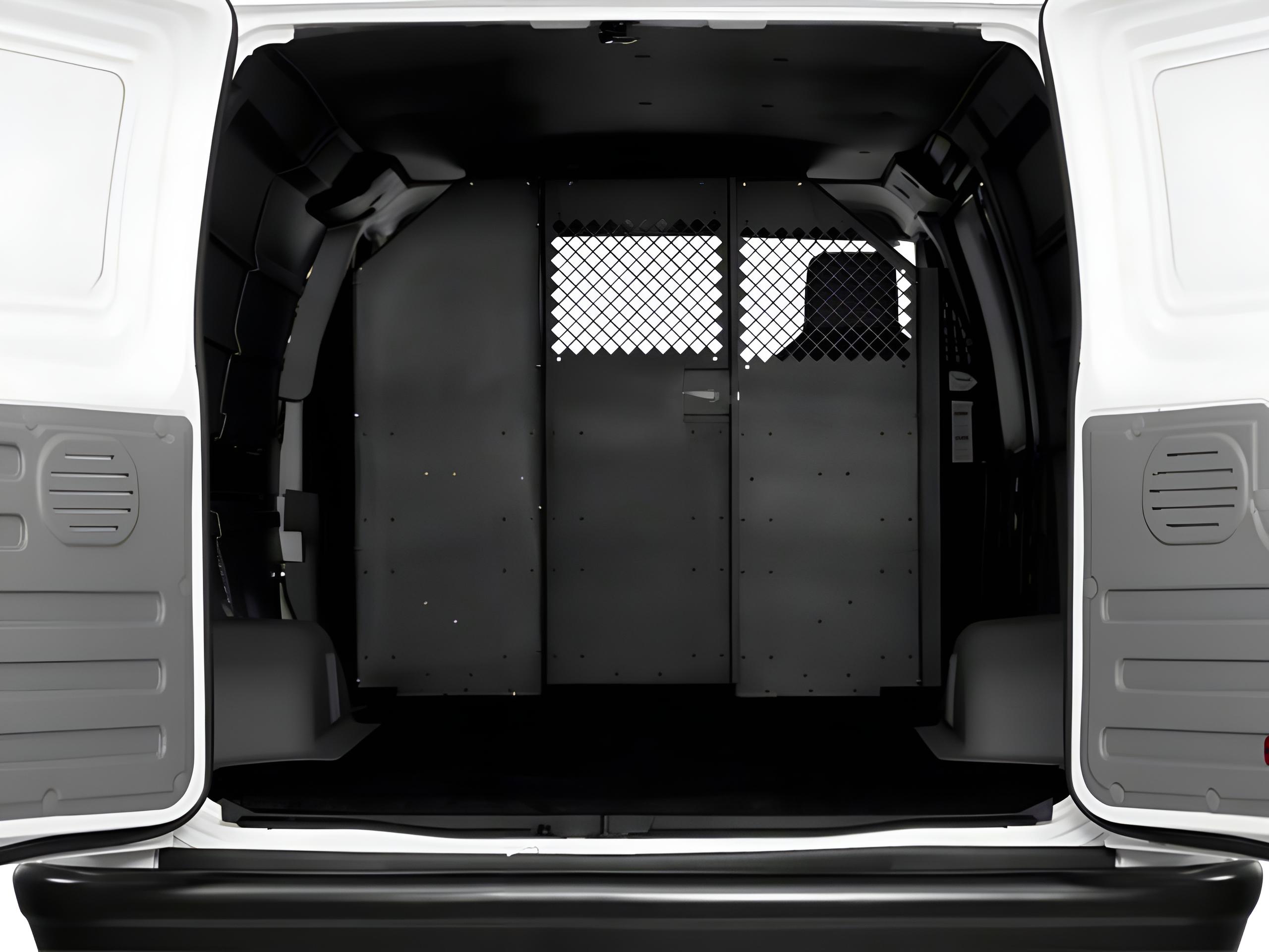 2013 Ford E-Series Cargo Van Commercial