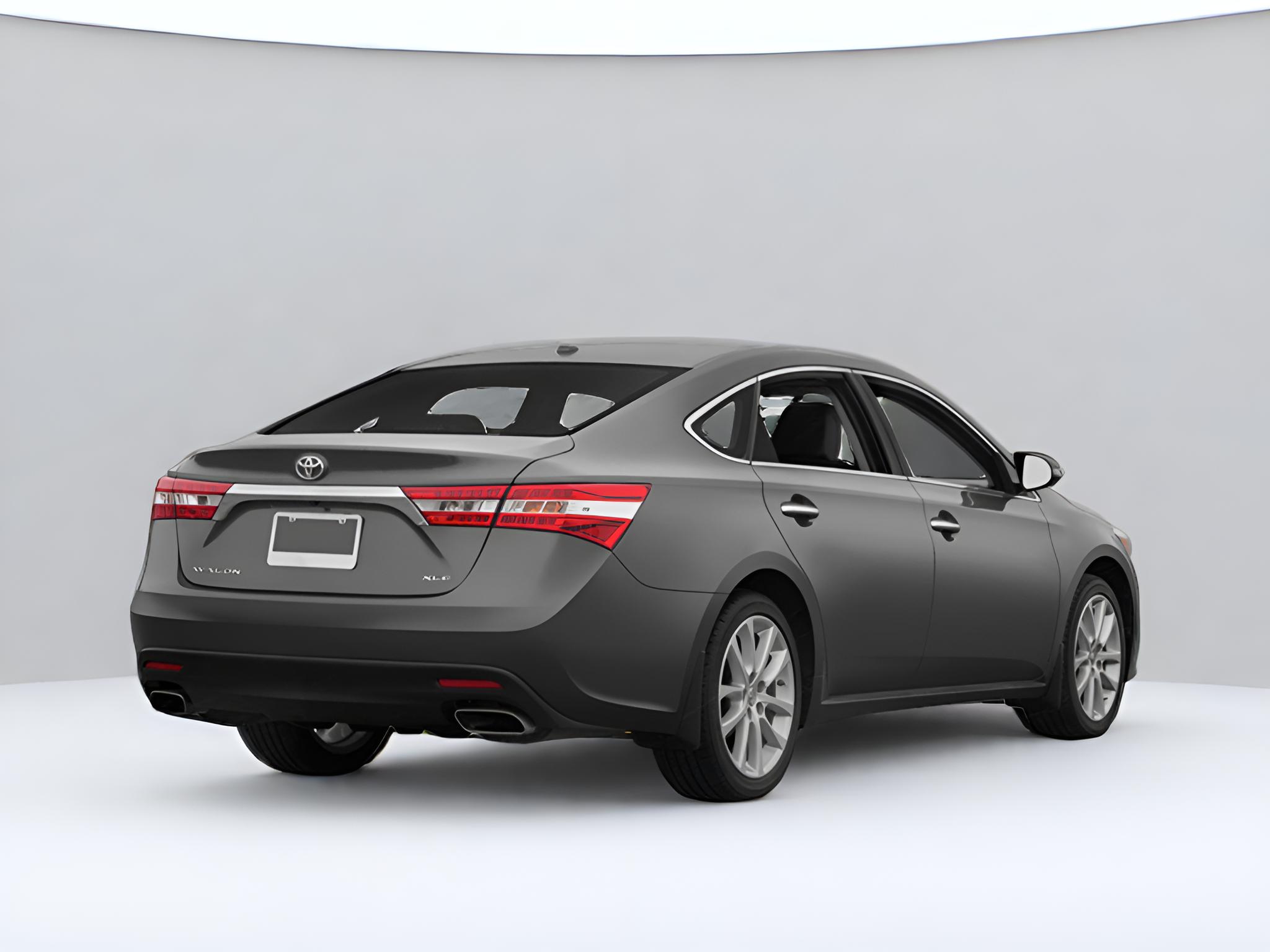 2013 Toyota Avalon XLE