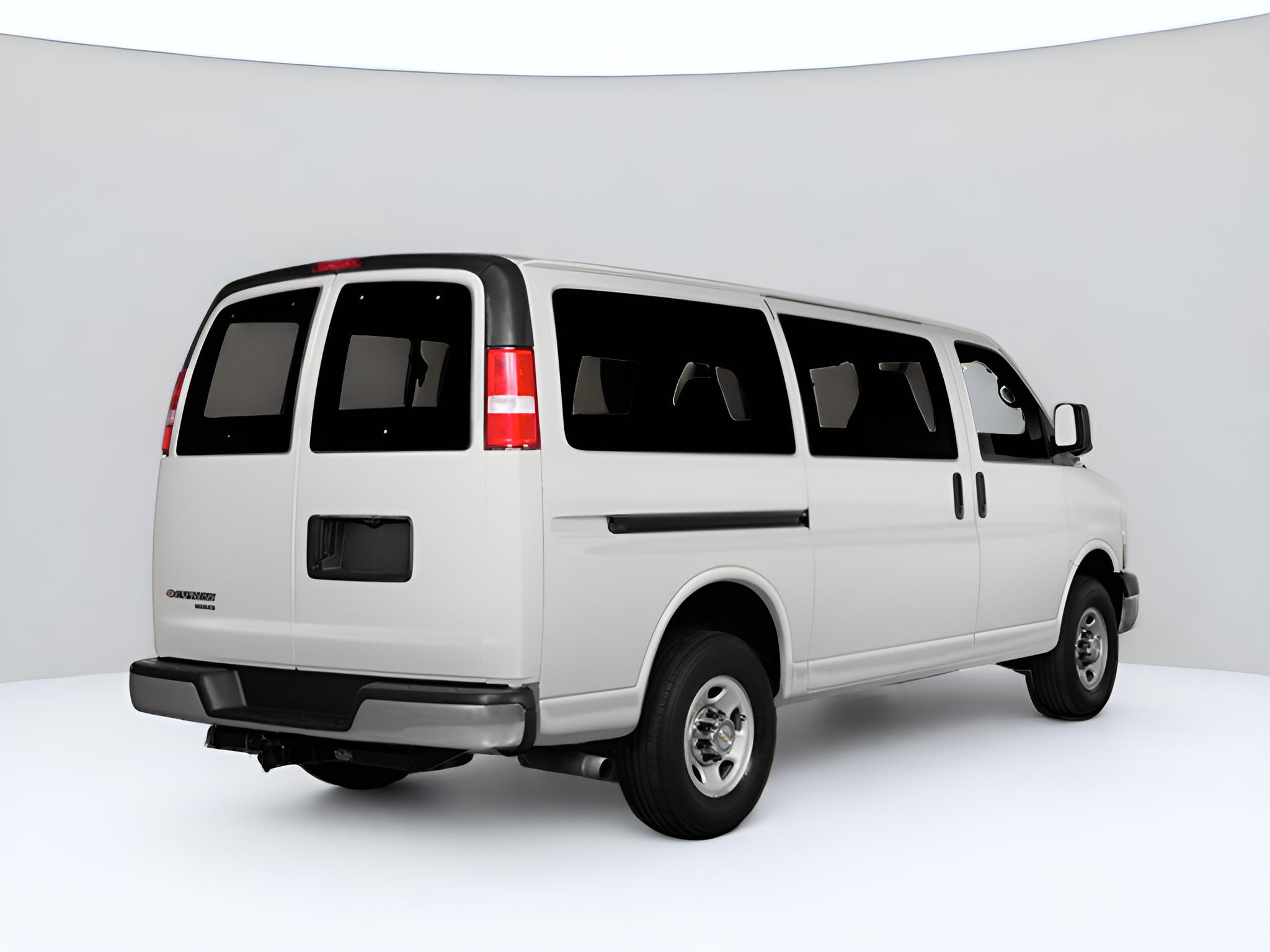 2014 Chevrolet Express Passenger LT