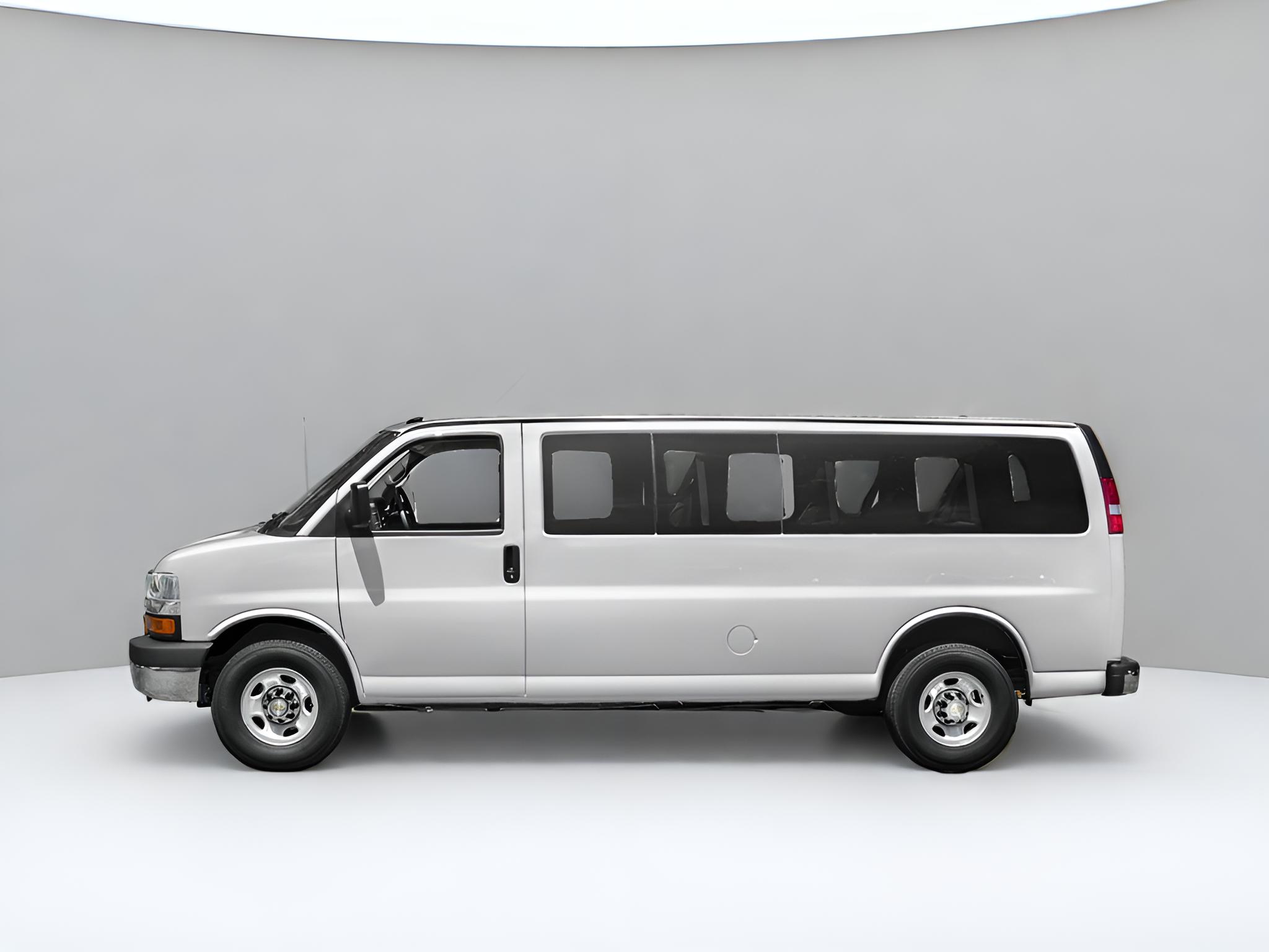 2016 Chevrolet Express Passenger LT