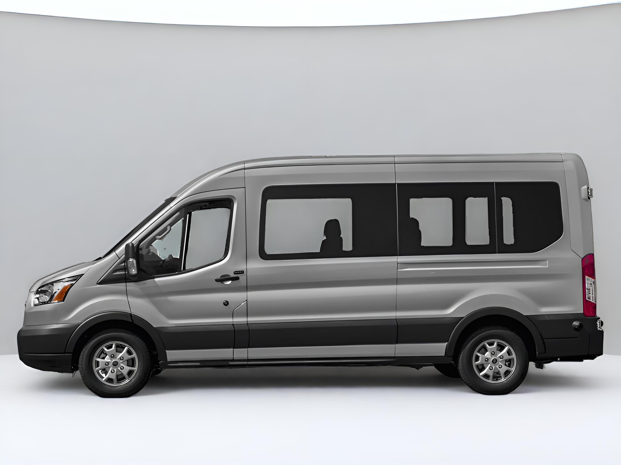 2015 Ford Transit Wagon XLT